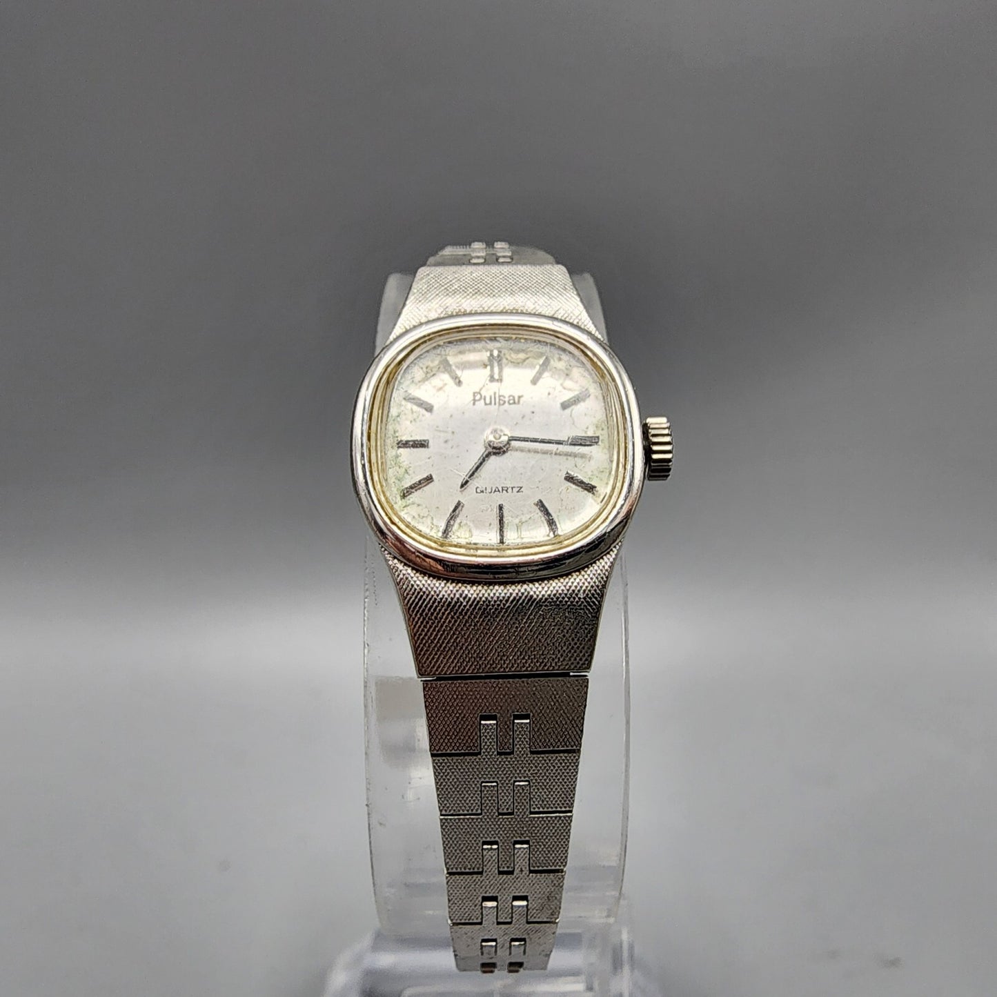 VTG Pulsar Watch Women Silver Tone Silver Dial 16mm Rectangle V230-5340 New Batt