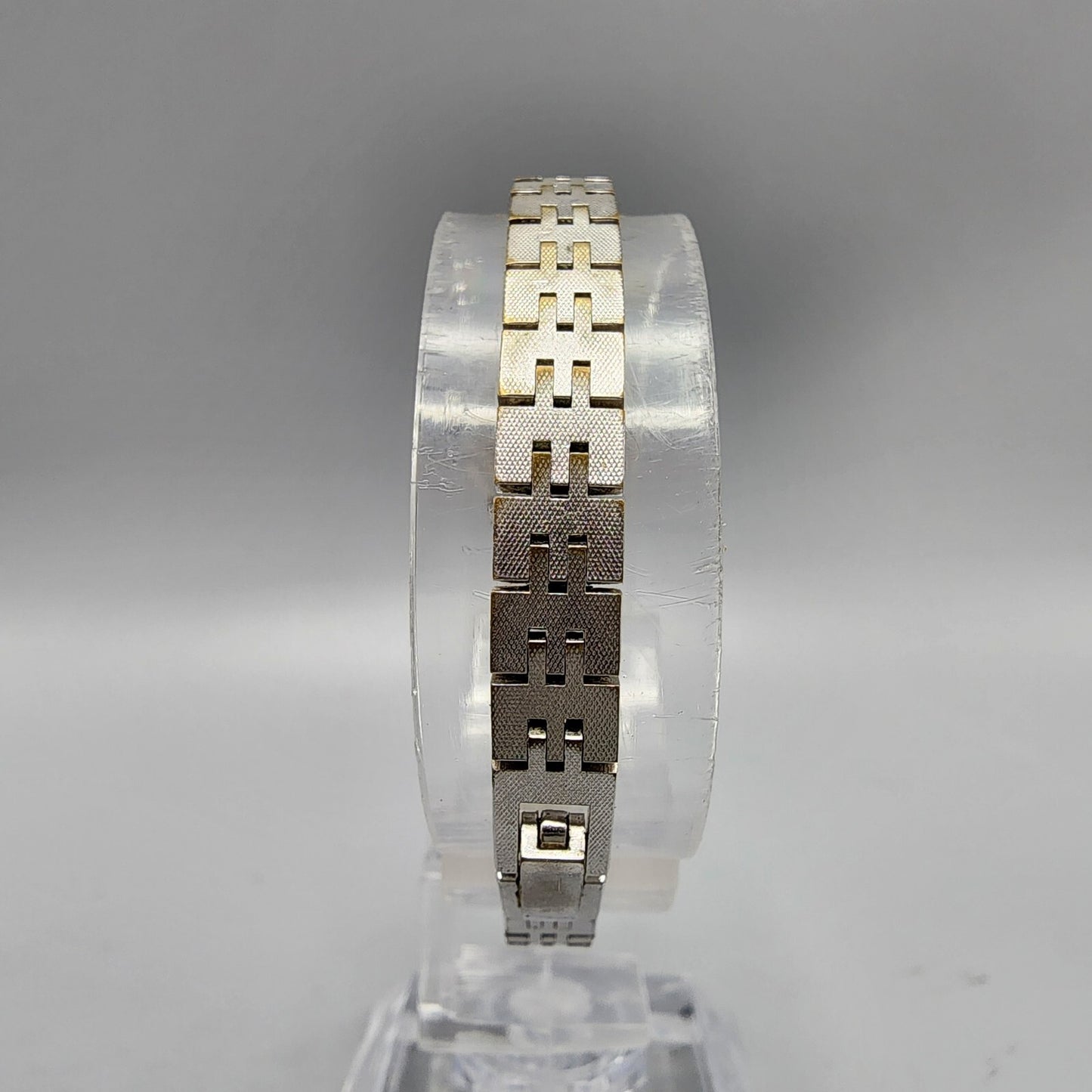 VTG Pulsar Watch Women Silver Tone Silver Dial 16mm Rectangle V230-5340 New Batt
