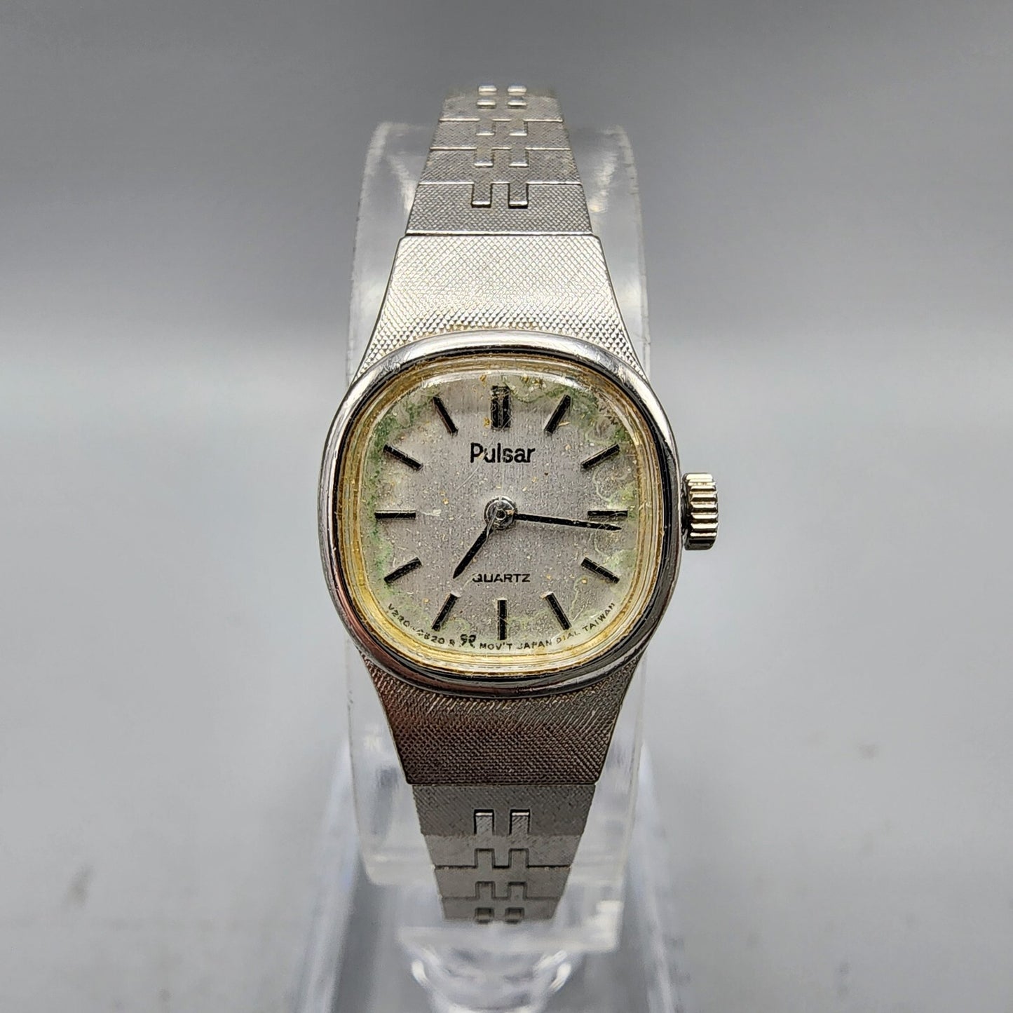 VTG Pulsar Watch Women Silver Tone Silver Dial 16mm Rectangle V230-5340 New Batt