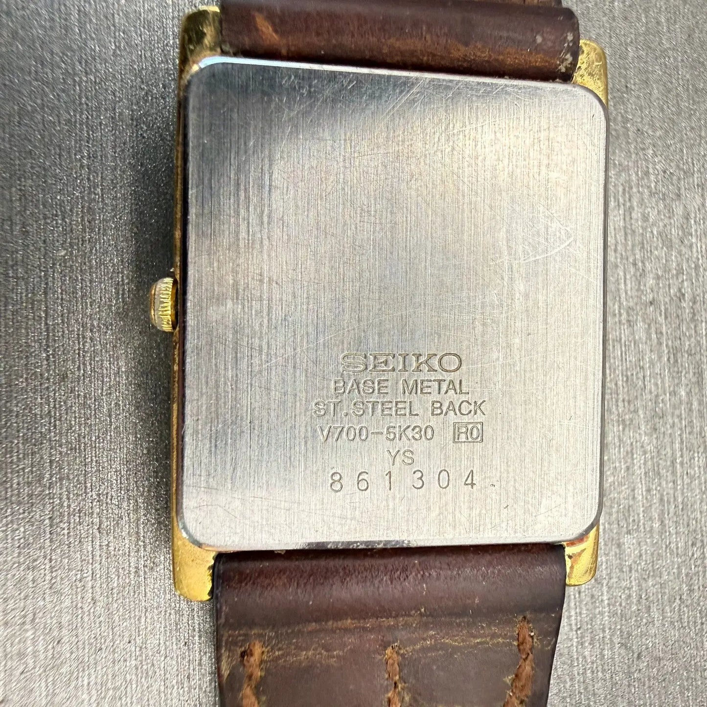 Seiko Watch Men 25mm Gold Dial Gold Tone Rectangle V700-5K30 New Battery Vintage10