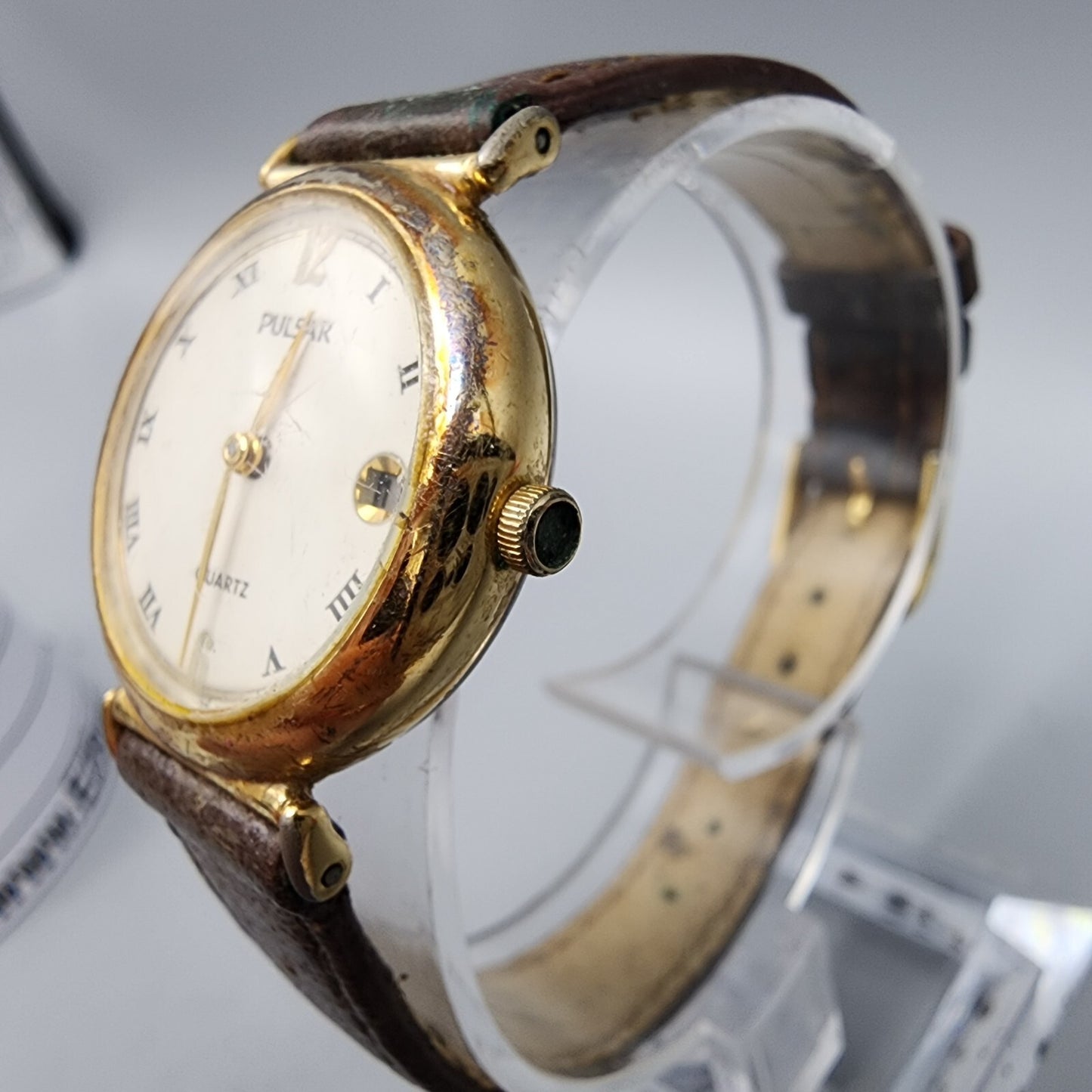 VTG Pulsar Watch Women Gold Tone Cream Dial Date 25mm Round V249-0030 New Batt