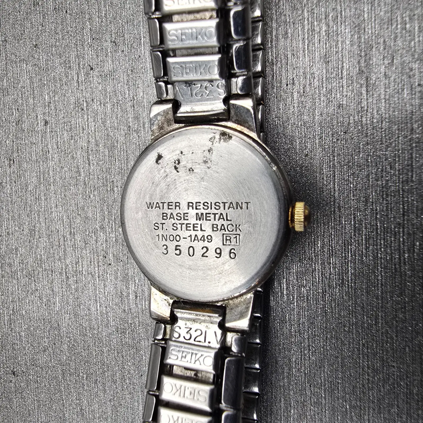 Seiko Watch Women 20mm Silver Dial Silver Tone Round 1N00-1A49 New Battery VTG10
