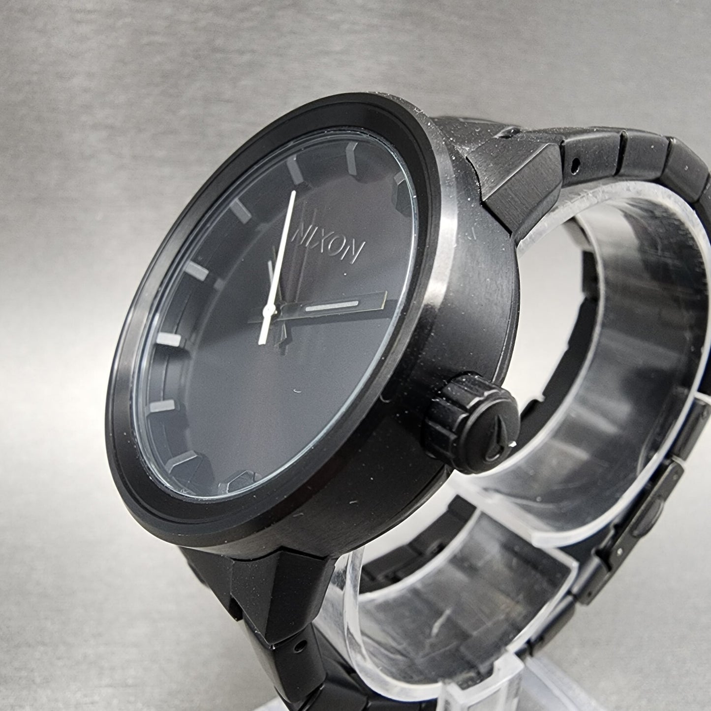Nixon Cannon Watch Men 40mm Black Dial Black Tone Round Bracelet new Battery