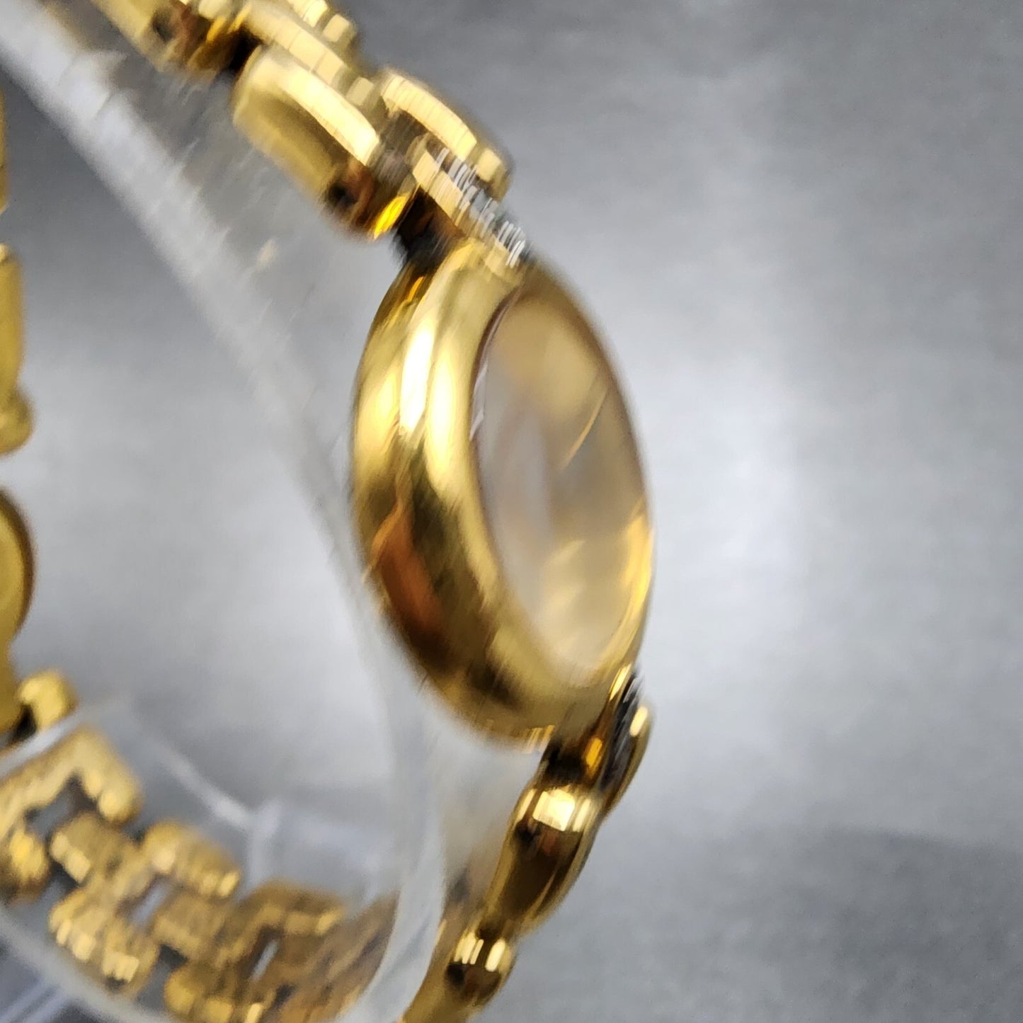 Seiko Watch Women 20mm Gold Dial Gold Tone Diamond Round 1N00-1C99 New Batt VTG