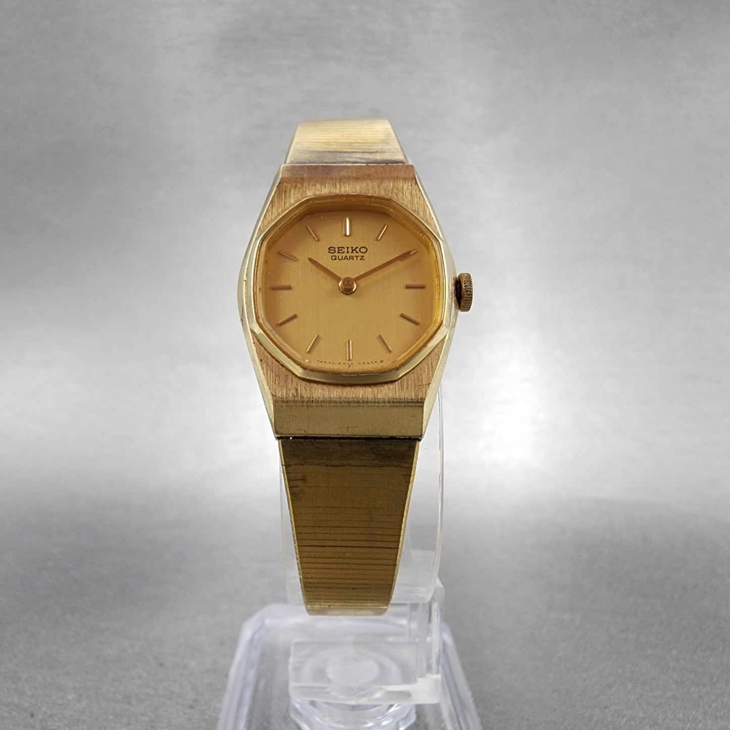 Seiko Watch Women 19mm Gold Dial Gold Tone Round 5420-5099 New Battery