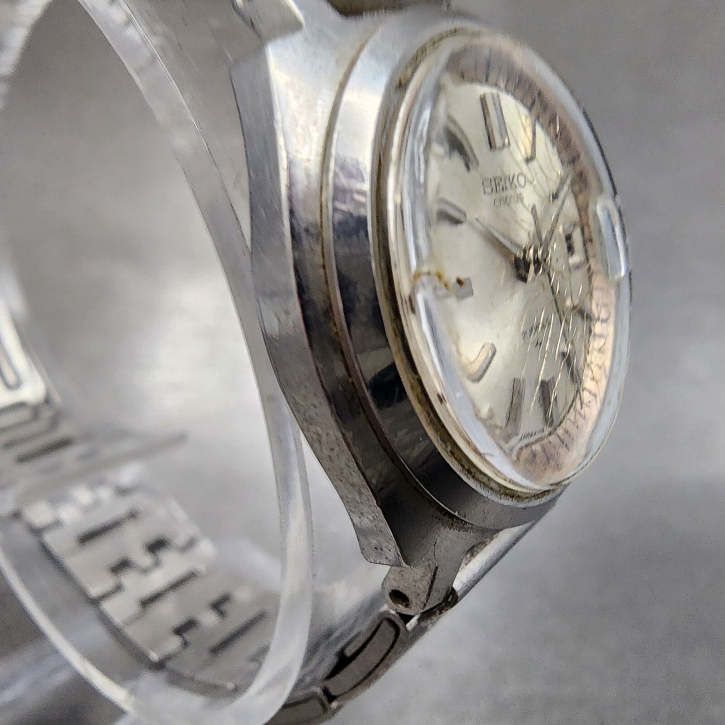 Seiko Chorus Watch Women 25mm Silver Dial Silver Tone Date Manual 2118-0260 Runs