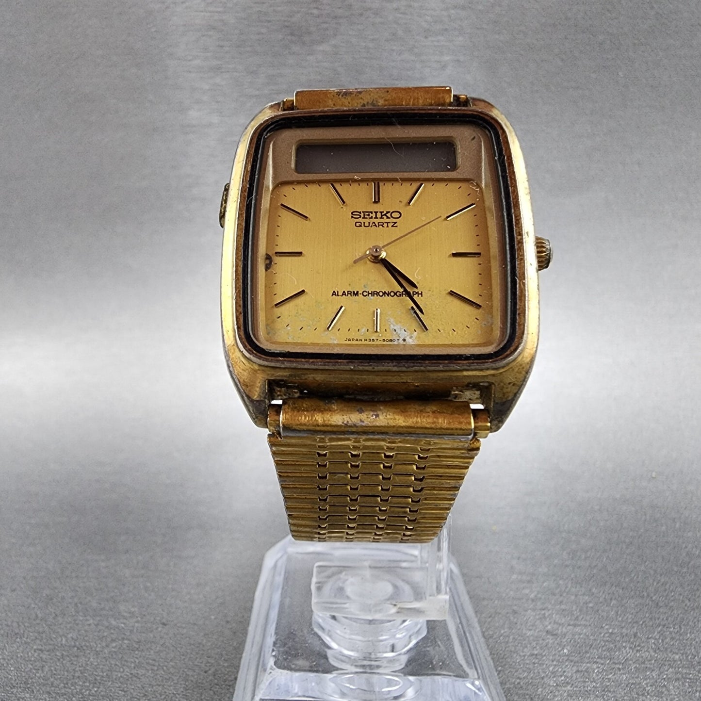Seiko Analog Digital Watch Men 31mm Gold Dial Gold Tone Rectangle H357-5029 PART
