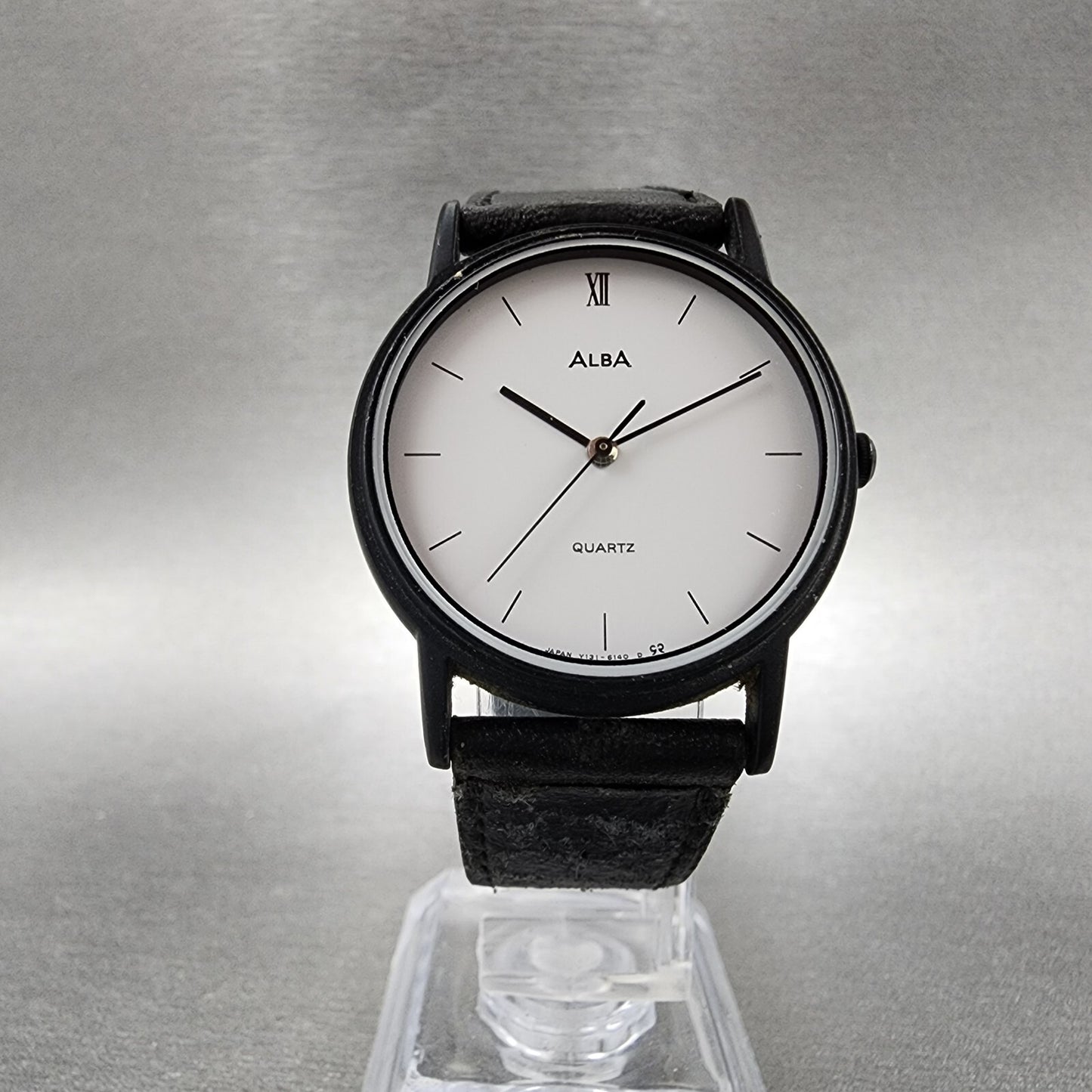 Seiko ALBA Watch Women 32mm White Dial Black Tone Round Y131-6040 New Battery