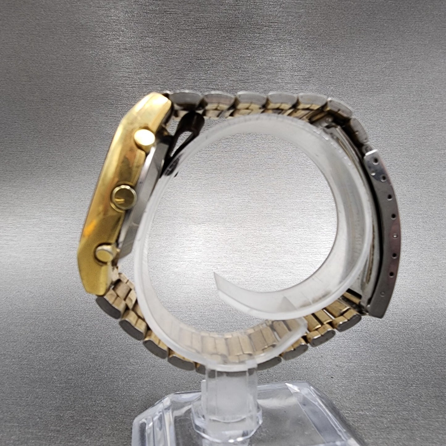 Seiko Digital Watch Men 34mm Gold Tone M154-4029 New Battery READ!!!!