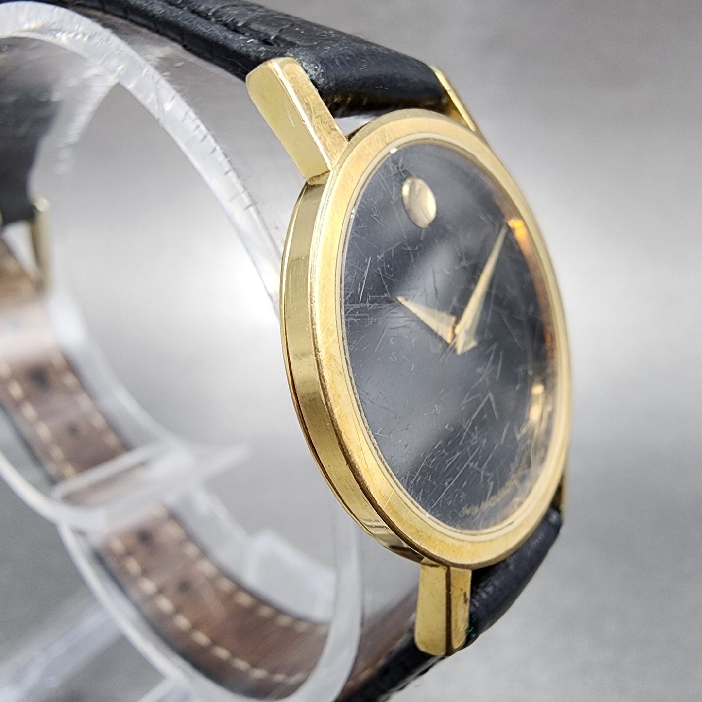 Movado Museum Watch Women 25mm Black Dial Gold Tone Round 87-25-832 New Battery