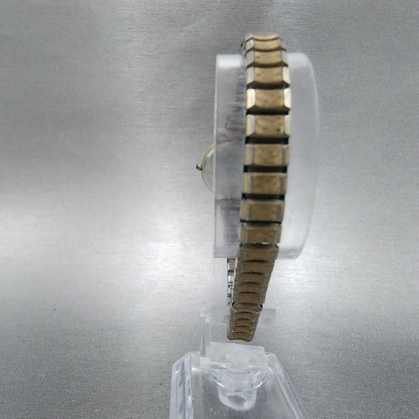 Seiko Exceline Watch Women 22mm White Dial Gold Tone Round 7321-0070 New Battery