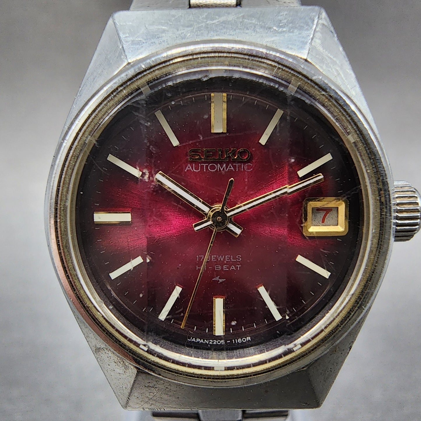 Seiko Automatic Watch Women 24mm Red Dial Silver Tone Date 2205-0679 Runs
