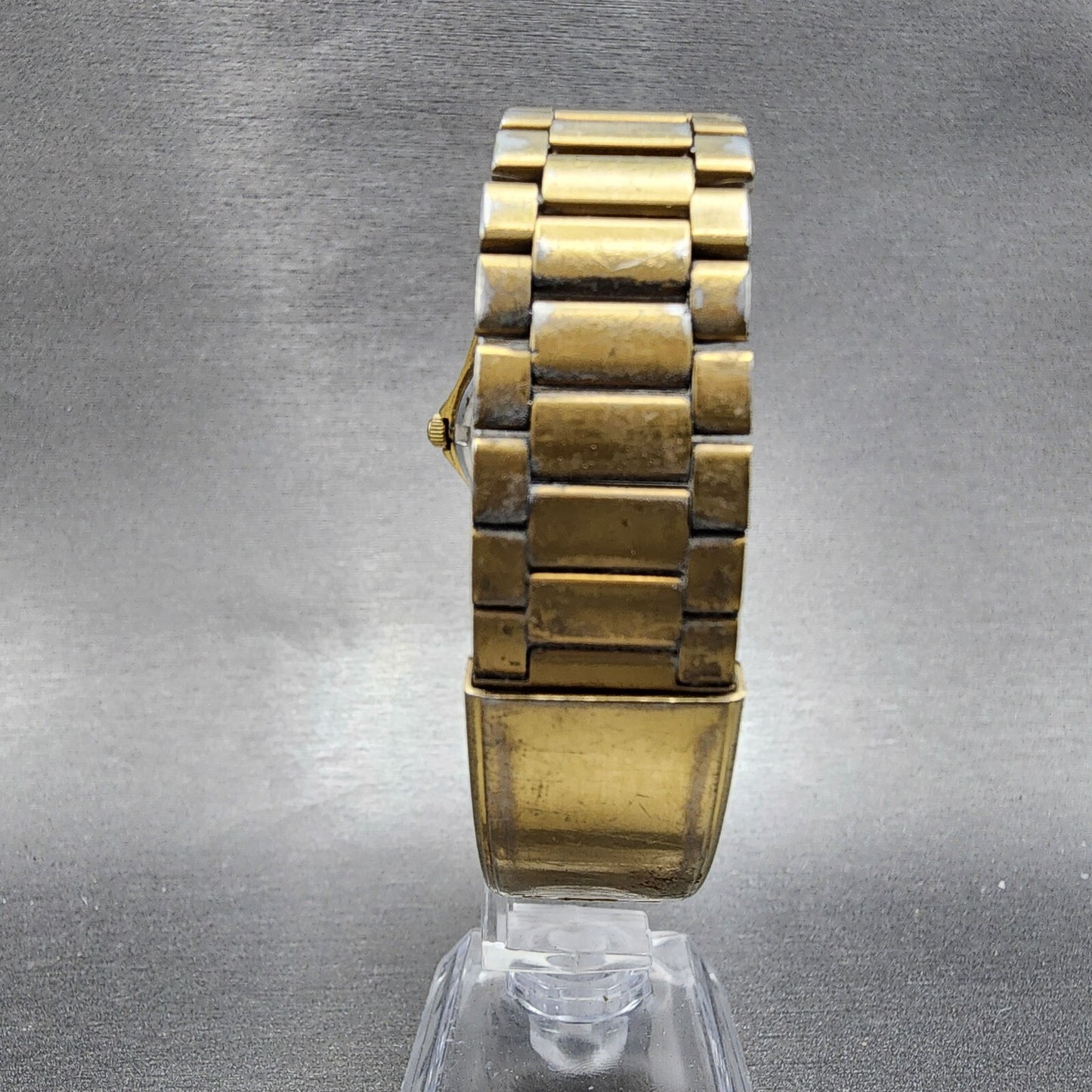Seiko SQ 100 Watch Men 33mm Gold Dial Gold Tone Daydate Round 8123-6150 PARTS