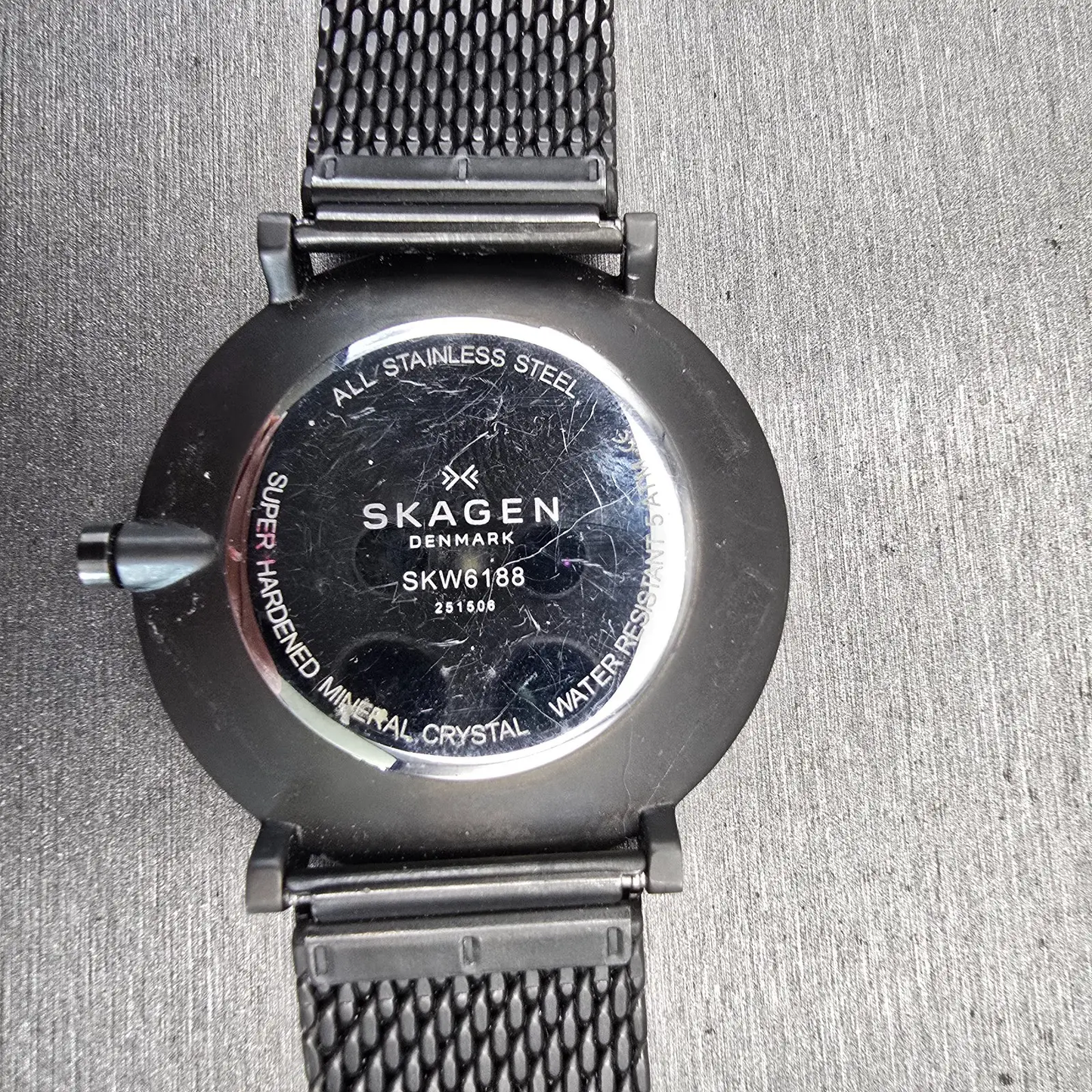Skagen Hald Watch Men 40mm White Dial Gray Tone Date Round SKW6188 New Battery10