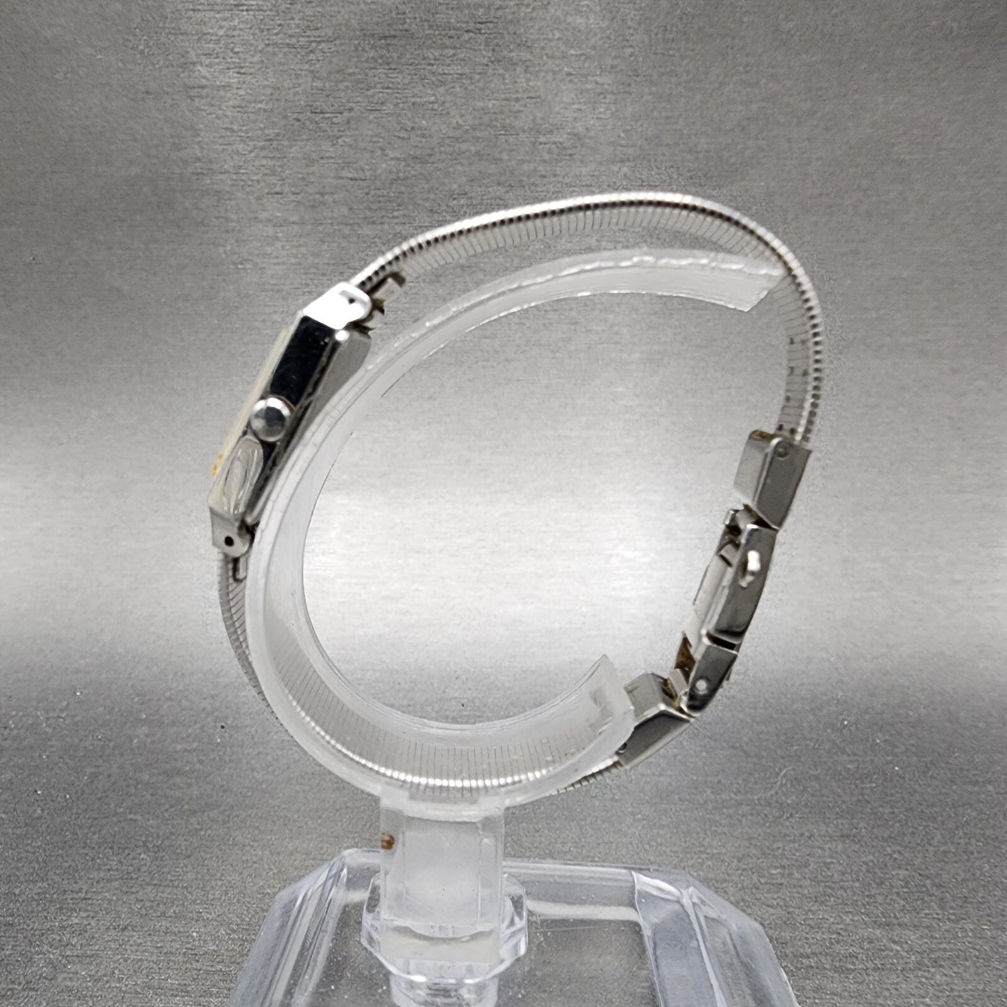 Seiko Watch Women 16mm Silver Dial Silver Tone Rectangle 2C20-5299 New Battery