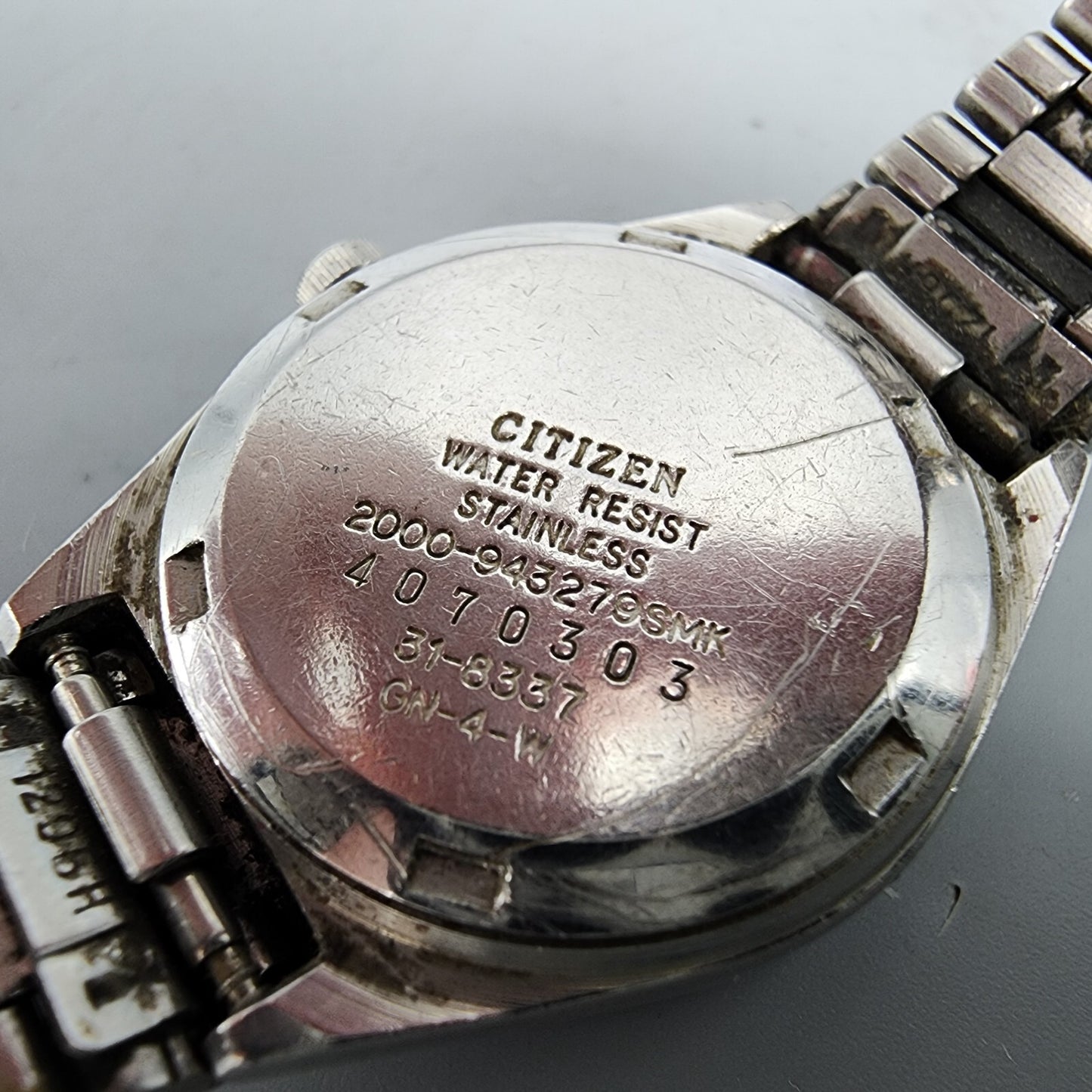 Citizen Watch Women 26mm Gray Dial Silver Tone Daydate Round 2000-943279 NewBat