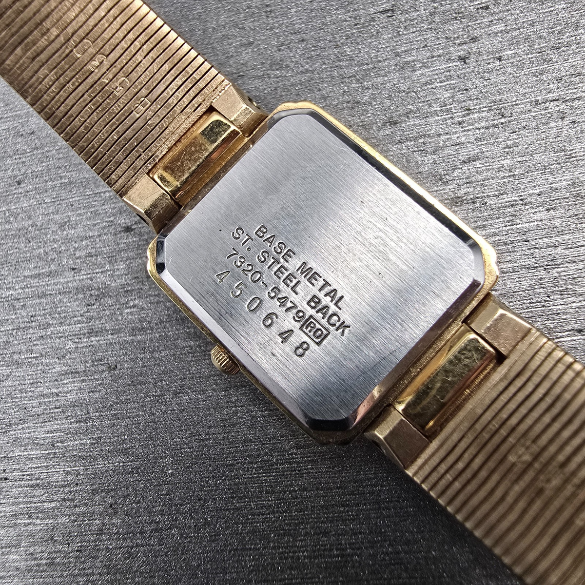 Seiko Tank Watch Women 17mm Gold Dial Gold Tone Rectangle 7320-5479 New Batt VTG10