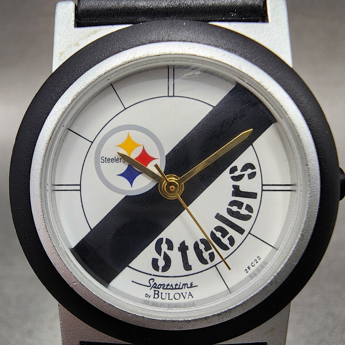 Bulova Steelers Watch Women 31mm White Dial Silver Tone Round 2FC22 New Battery