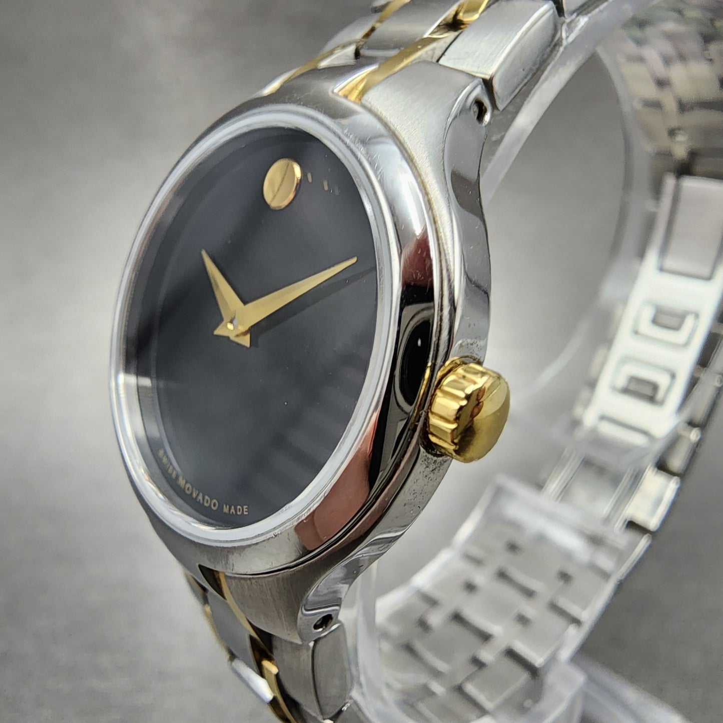 Movado Museum Watch Women 26mm Black Dial Two Tone Round 0606959 New Battery
