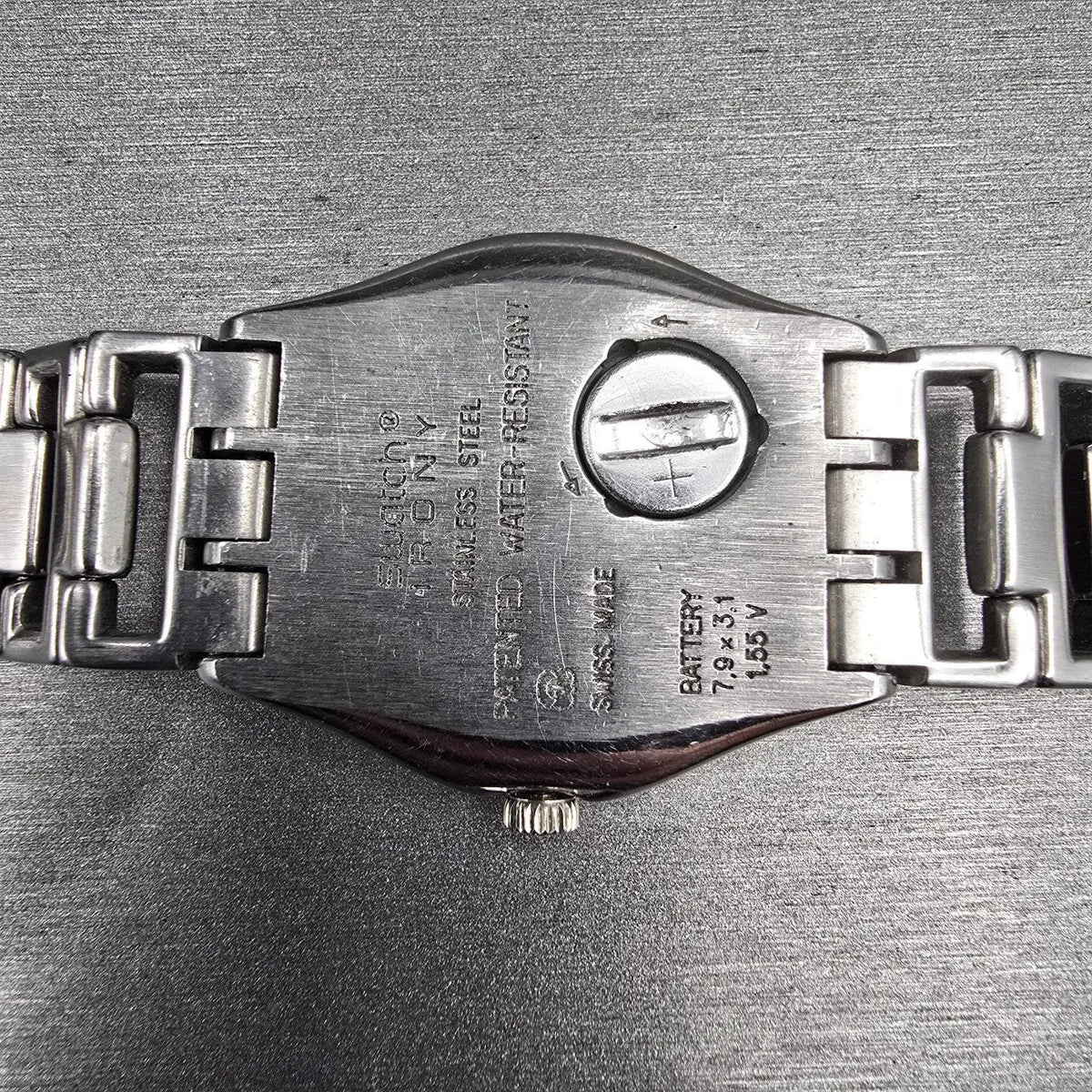 Swatch Sobriquet Watch Men 33mm Silver Dial Silver Tone Round YLS114G New Batt10
