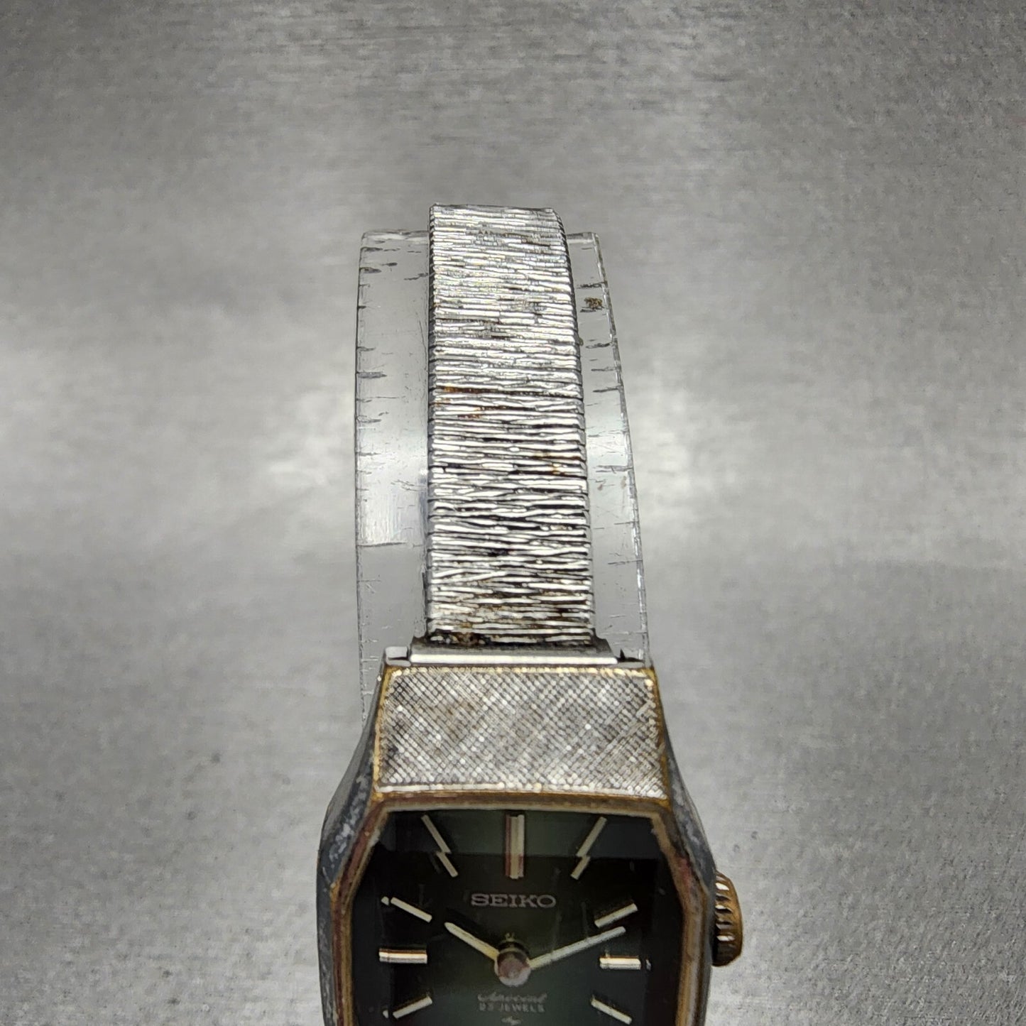 Seiko Special Watch Women 18mm Green Dial Silver Tone Manual 1140-3190 Runs