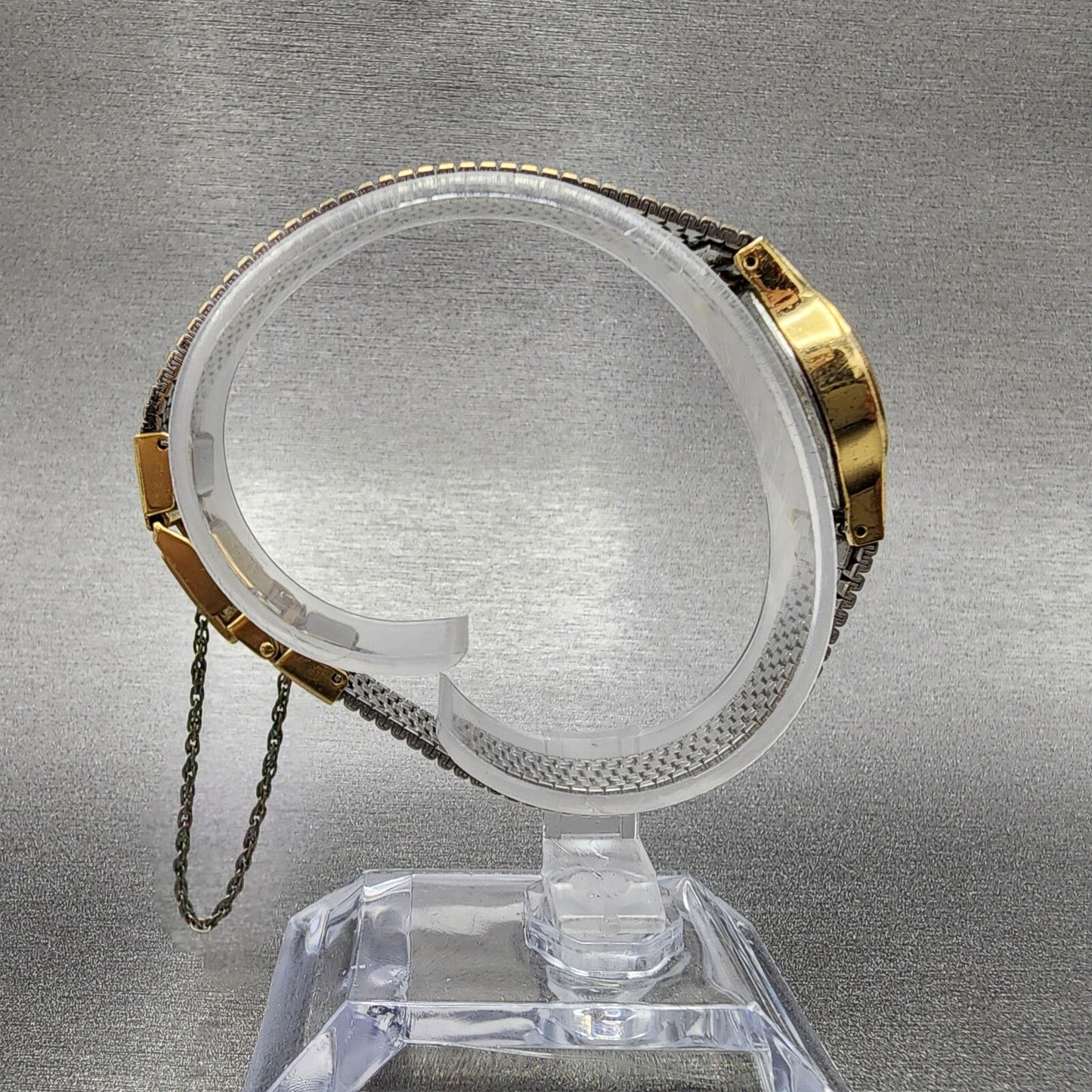 VTG Seiko Galaxy Watch Women 20mm Black Dial Gold Tone Round 8Y21-0030 New Batt