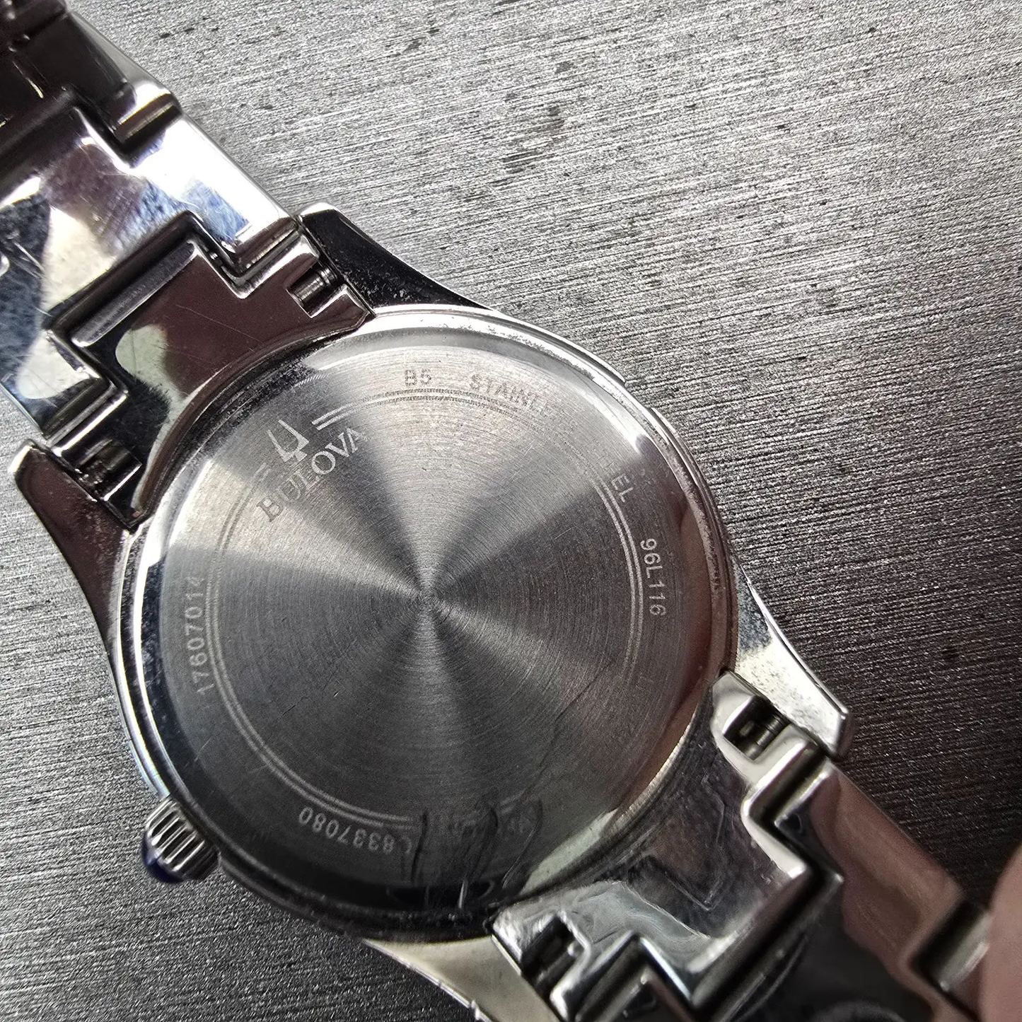 Bulova Watch Women 30mm MOP Dial Silver Tone Gemmed Round 96L116 New Battery10