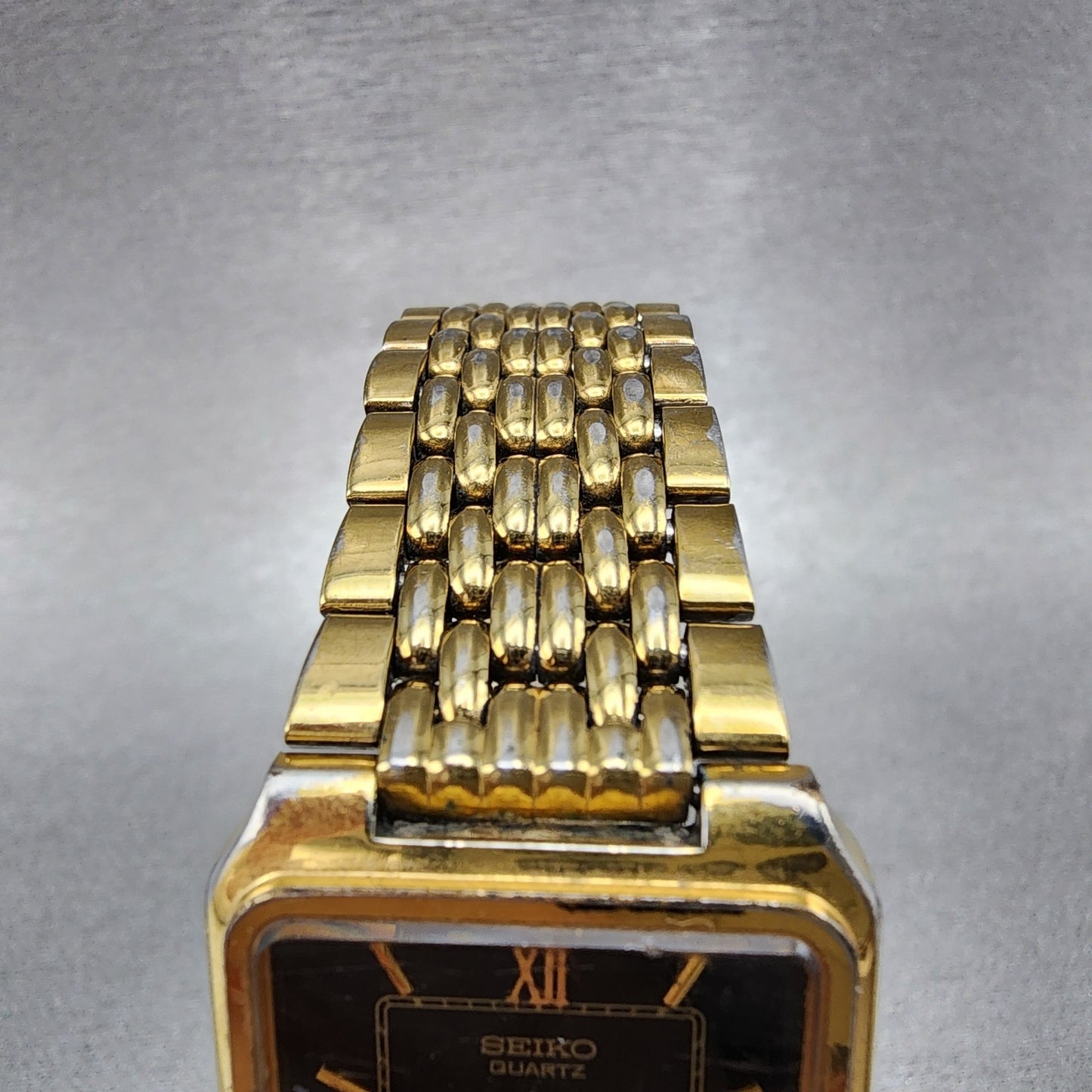 Seiko Tank Watch Men 26mm Black Dial Gold Tone Rectangle V701-5j09 New Battery