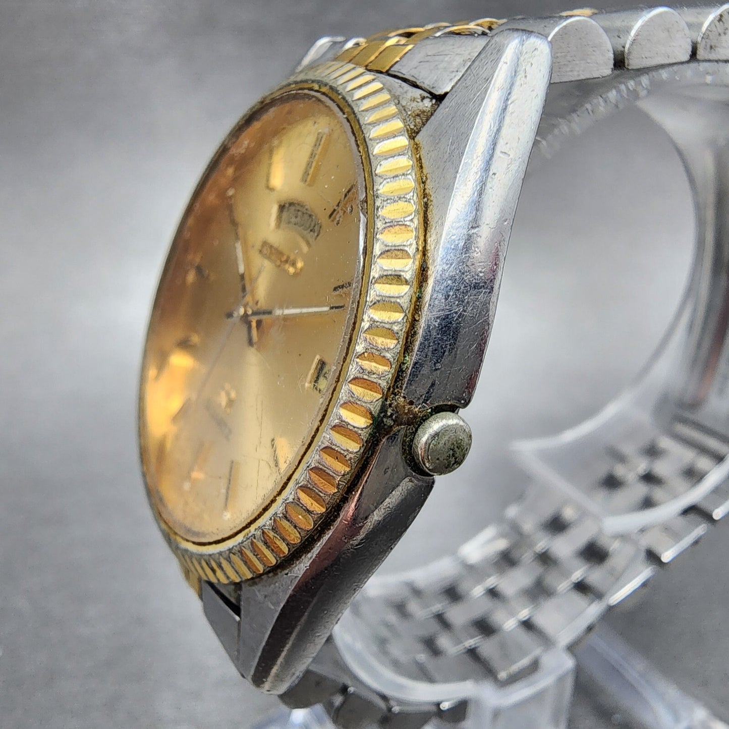 Seiko SQ President Watch Men 37mm Gold Dial Two Tone Daydate 5y23-8a69 New Batt