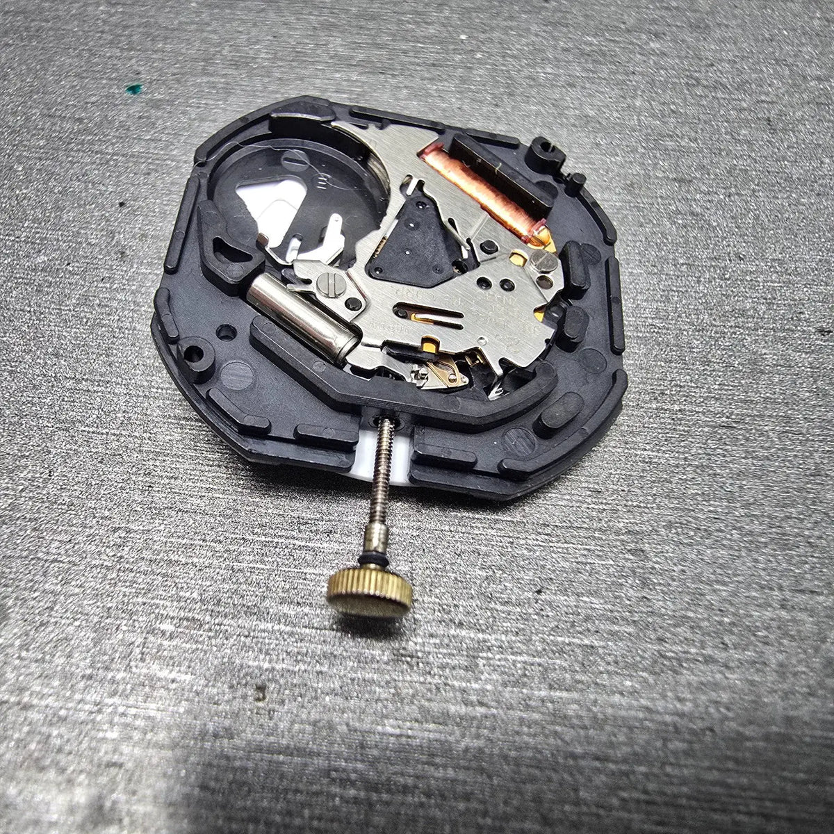 Seiko 7N43C Quartz Movement White Daydate at 3 Three Hand Runs11