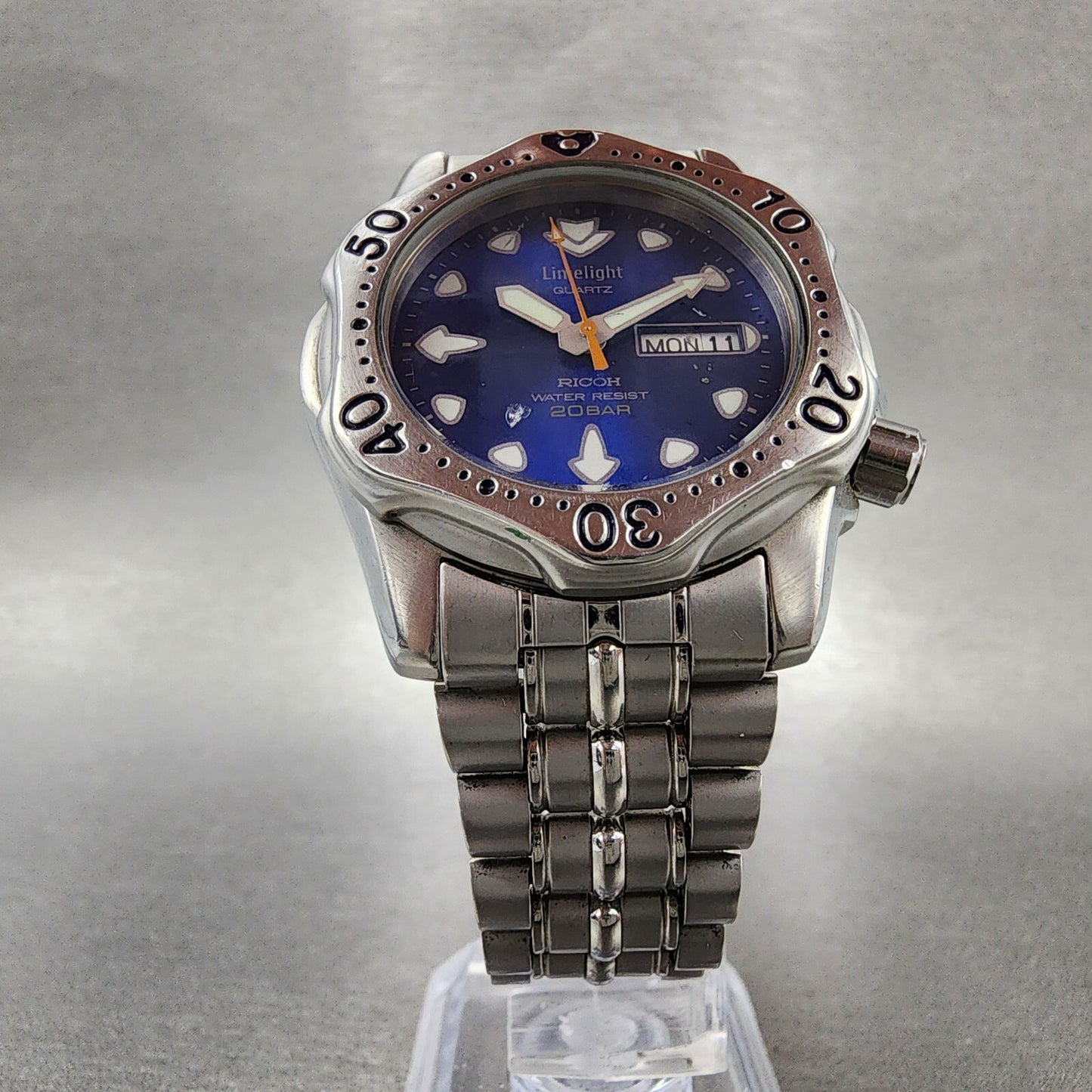 Ricoh Limelight Dive Watch Men 38mm Blue Dial Steel Daydate Round New Battery