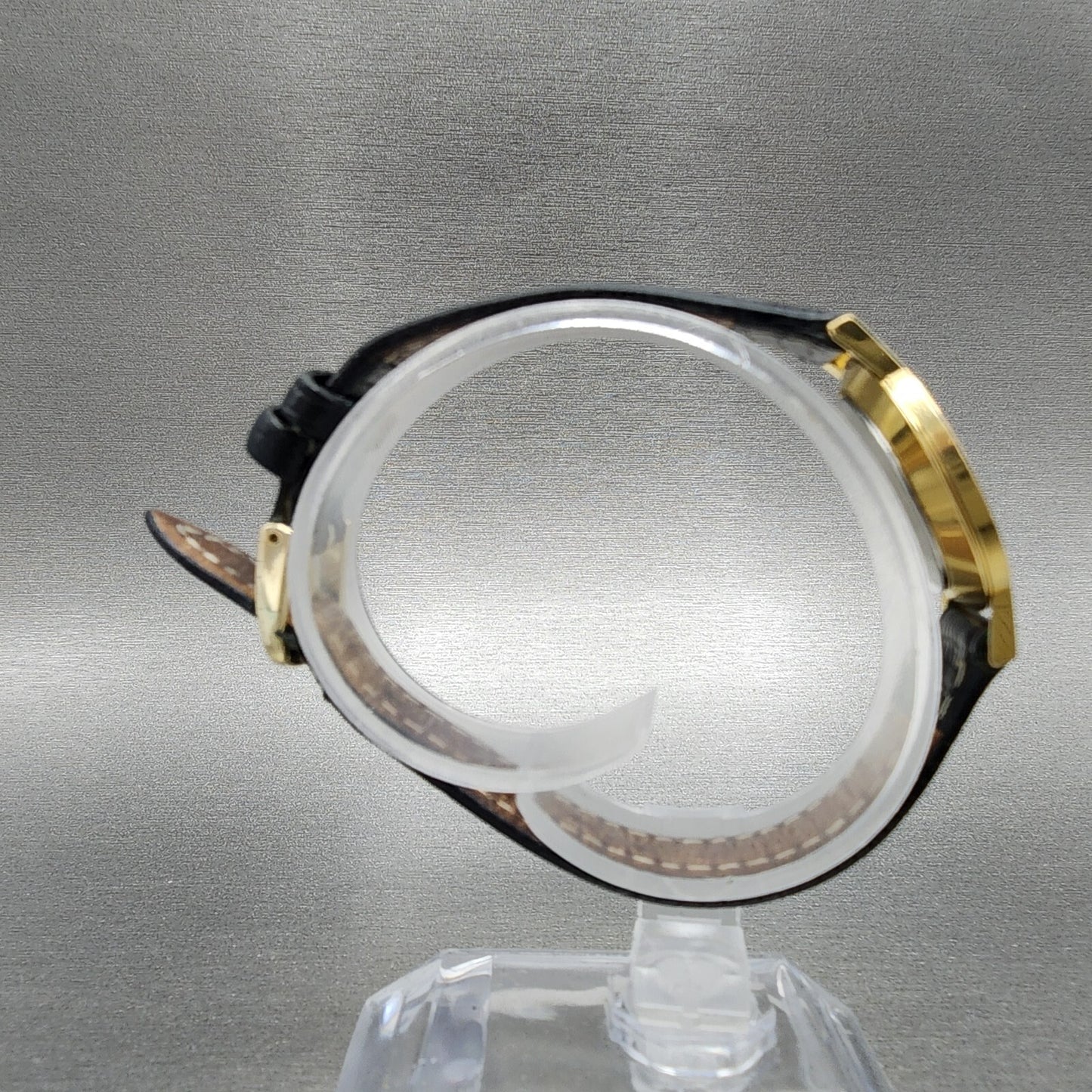 Movado Museum Watch Women 25mm Black Dial Gold Tone Round 87-25-832 New Battery