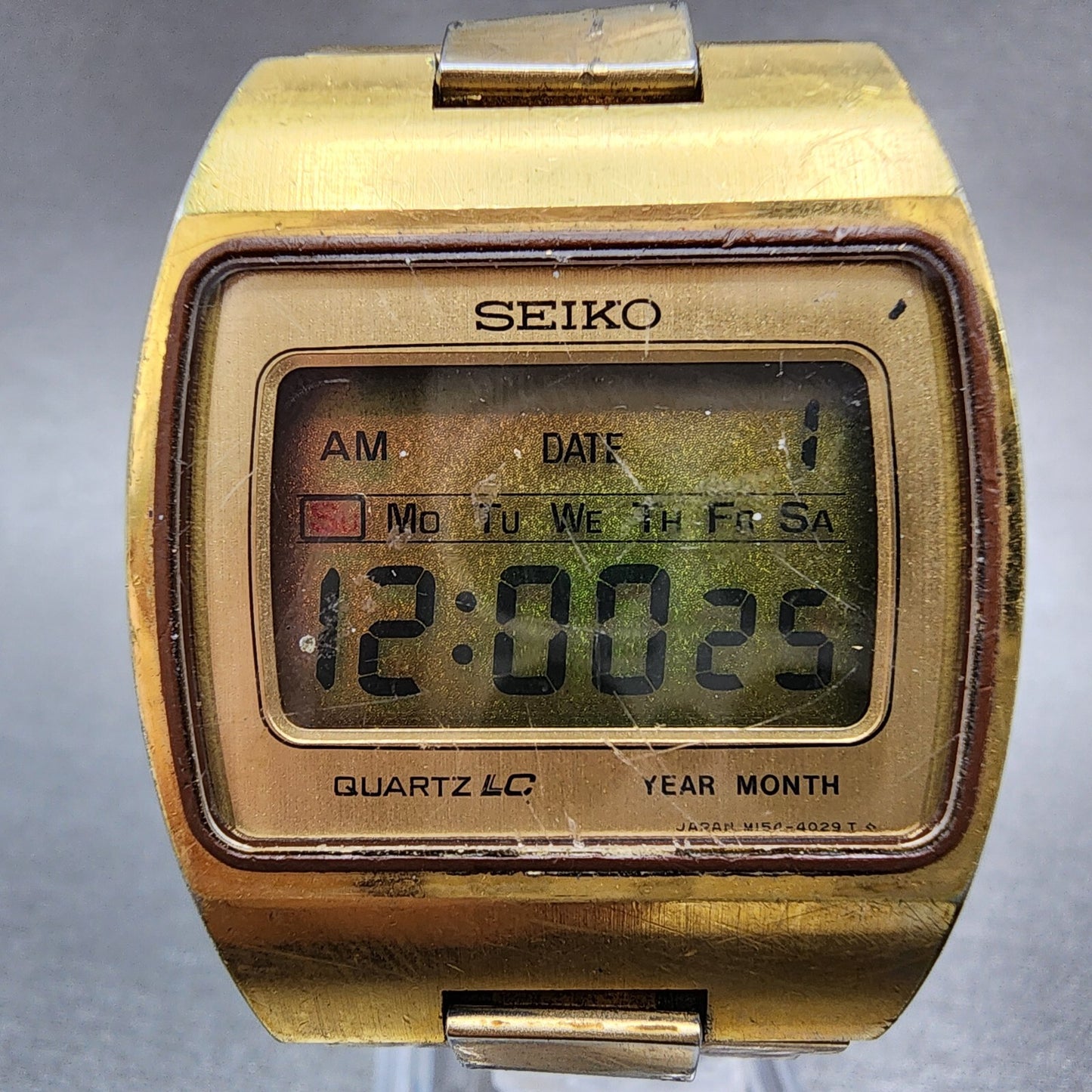 Seiko Digital Watch Men 34mm Gold Tone M154-4029 New Battery READ!!!!