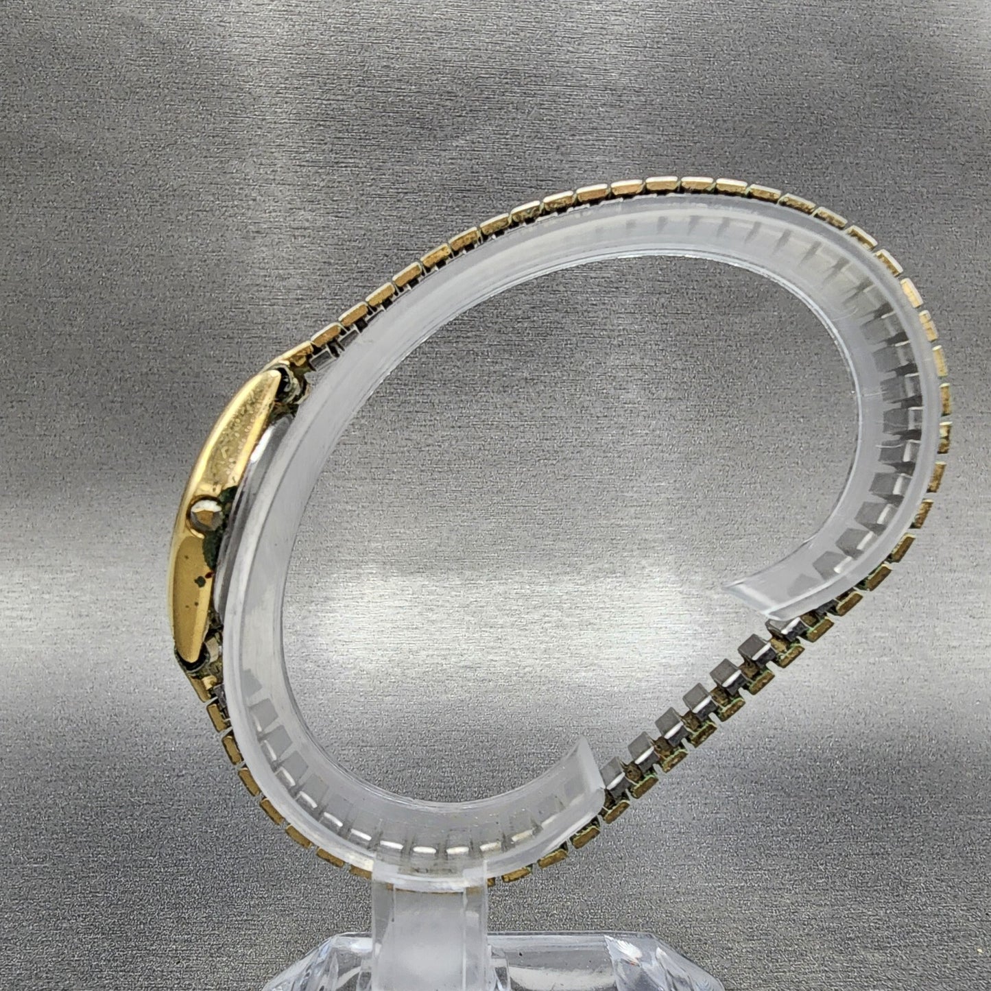 Seiko Watch Women 20mm Cream Dial Gold Tone Oval 3421-5019 New Battery vintage