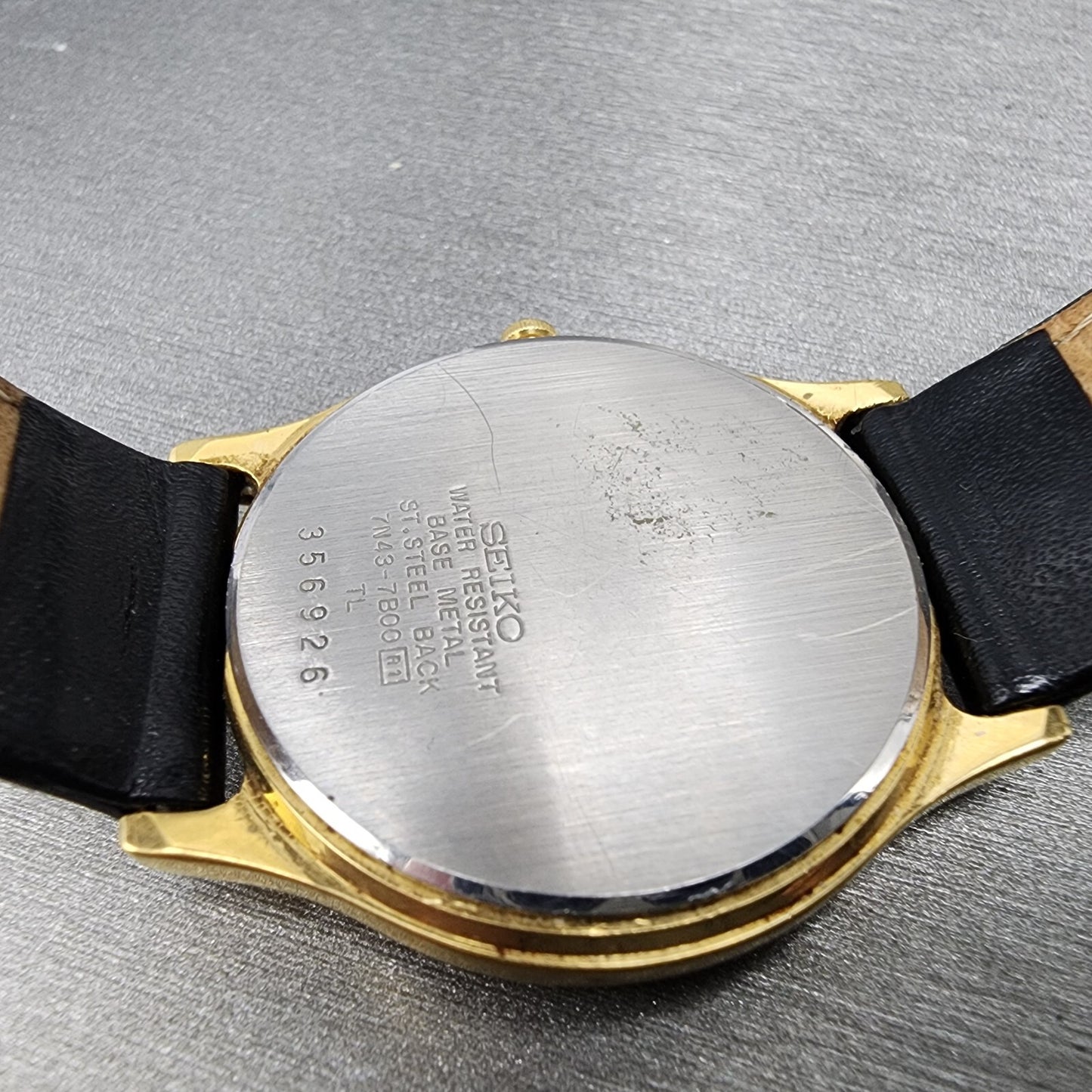 Seiko Watch Men 34mm Champagne Dial Gold Tone Daydate 7n43-7b00 New Battery
