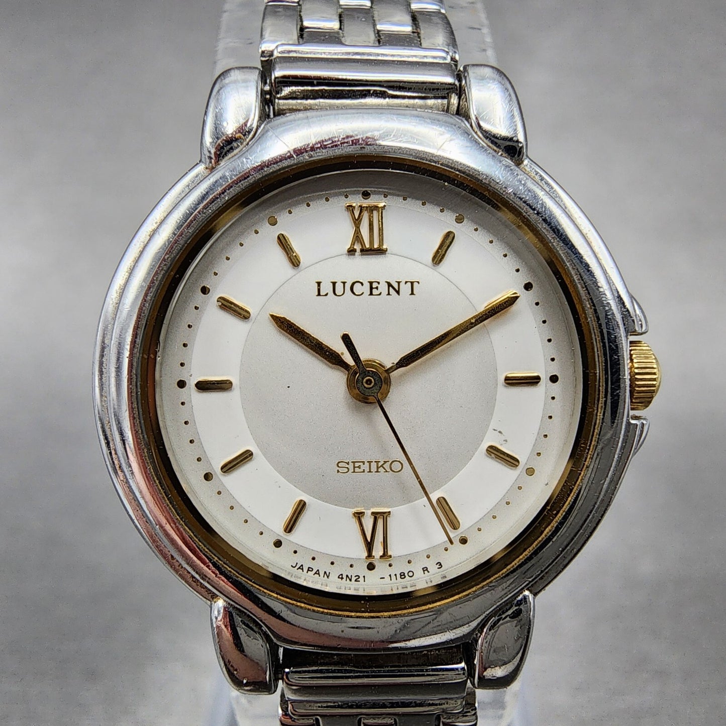 Seiko Lucent Watch Women 23mm White Dial Silver Tone Round 4N21-0610 New Battery