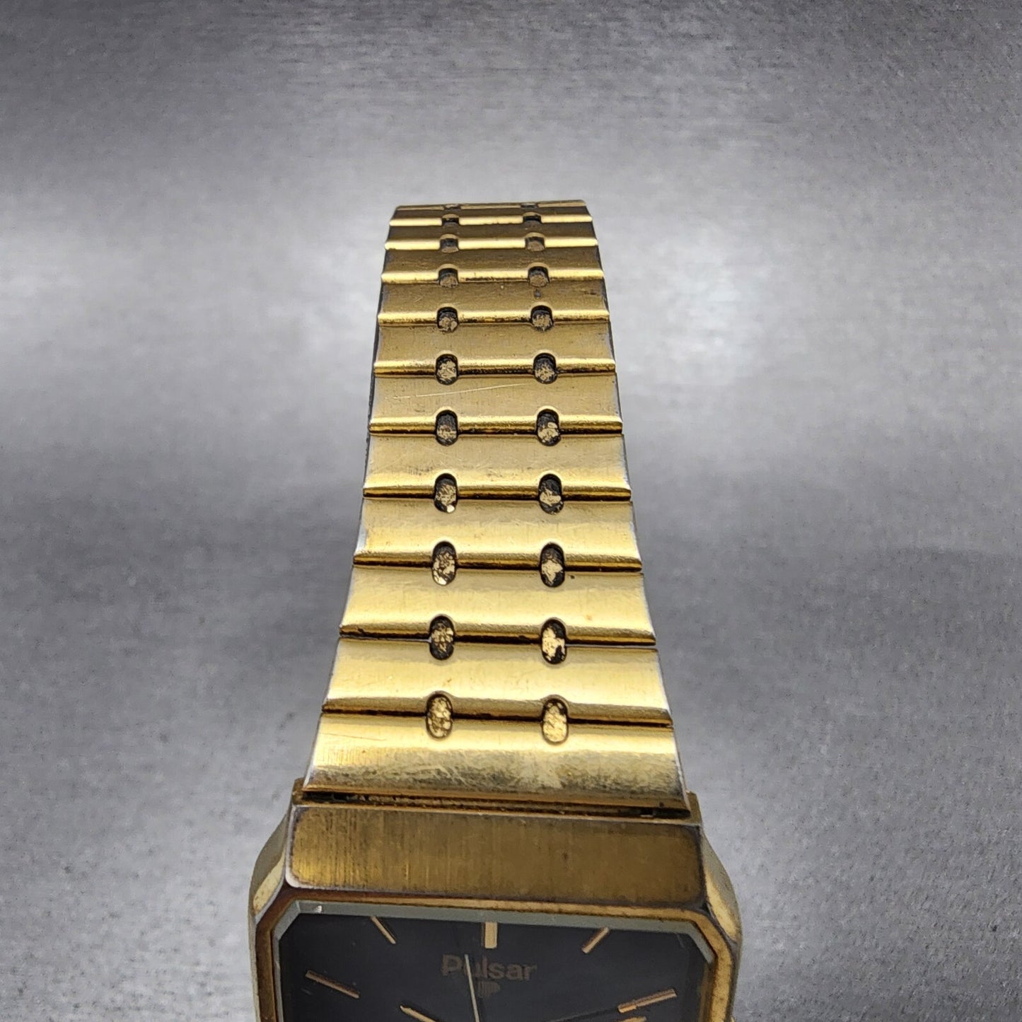 Pulsar Tank Watch Men 28mm Black Dial Gold Tone Rectangle V321-5009 New battery