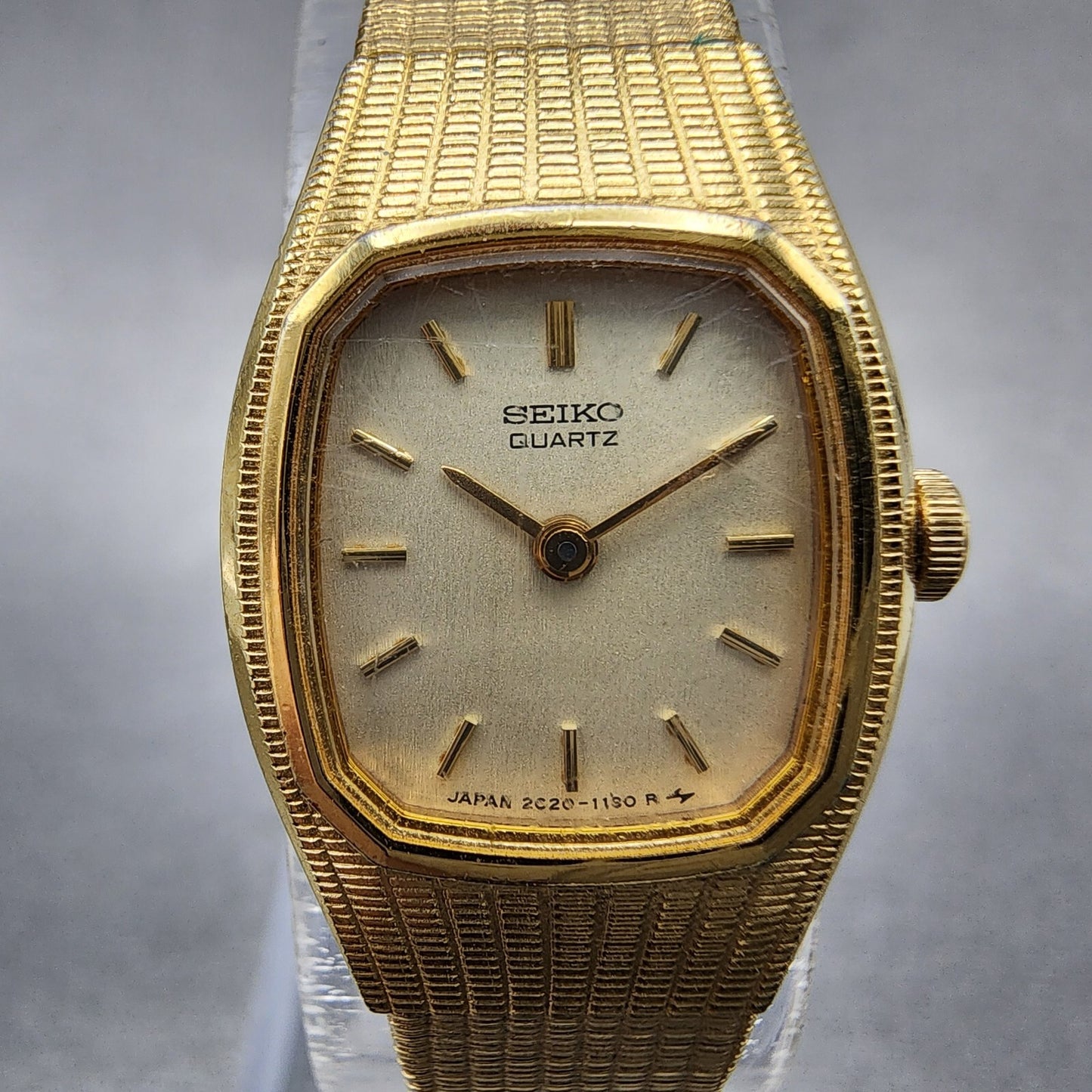Seiko Watch Women 16mm Champagne Dial Gold Tone 2c20-5569 New Battery