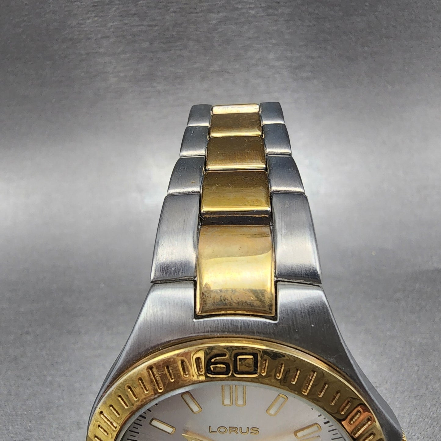 Lorus Dive Watch Men 40mm Silver Dial Two Tone Date Round LR0710 New Battery