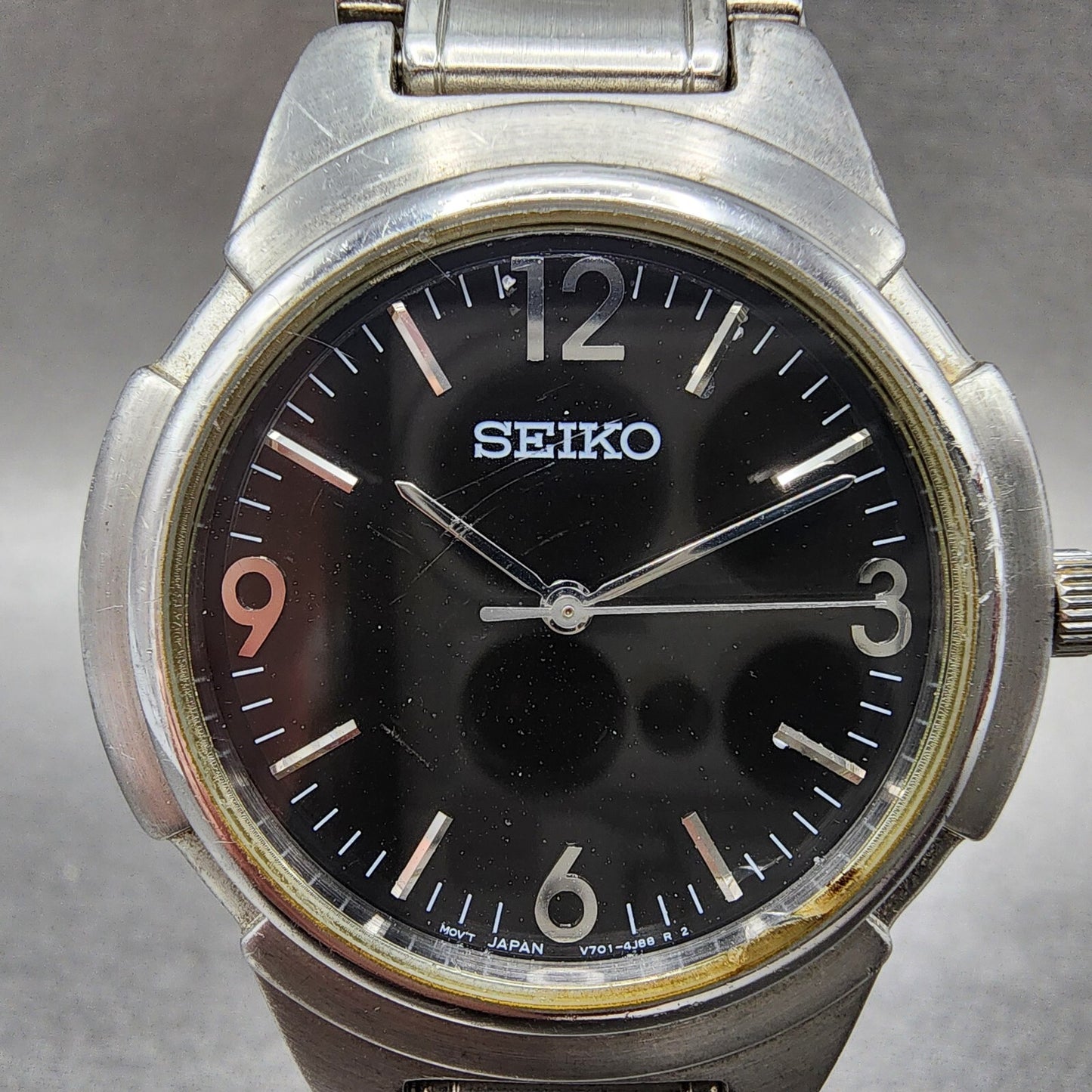 Seiko Watch Men 35mm Black Dial Silver Tone Round V701-2K80 New Battery VTG