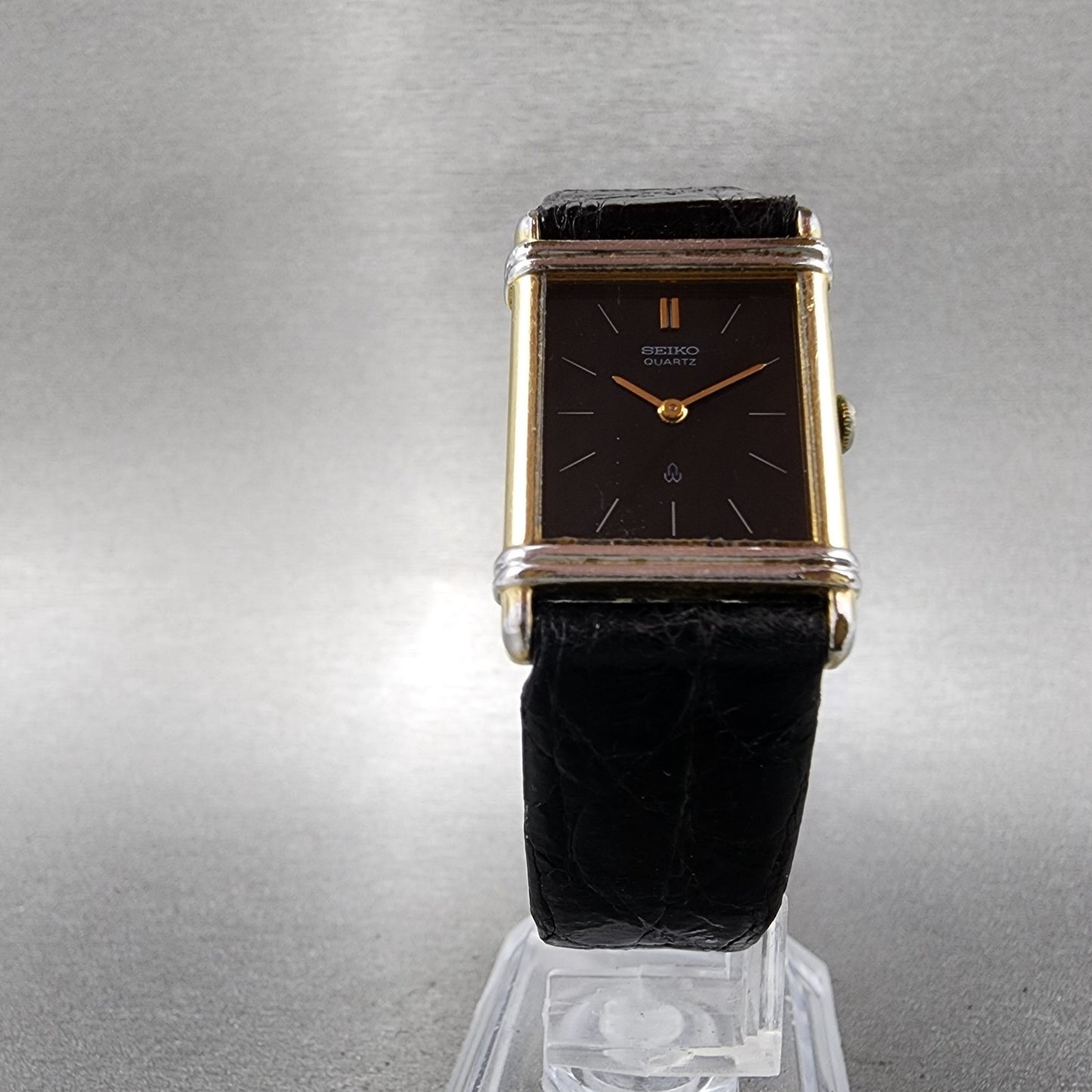 Seiko Tank Watch Women 20mm Black Dial Gold Tone Rectangle 1400-5240 New Battery