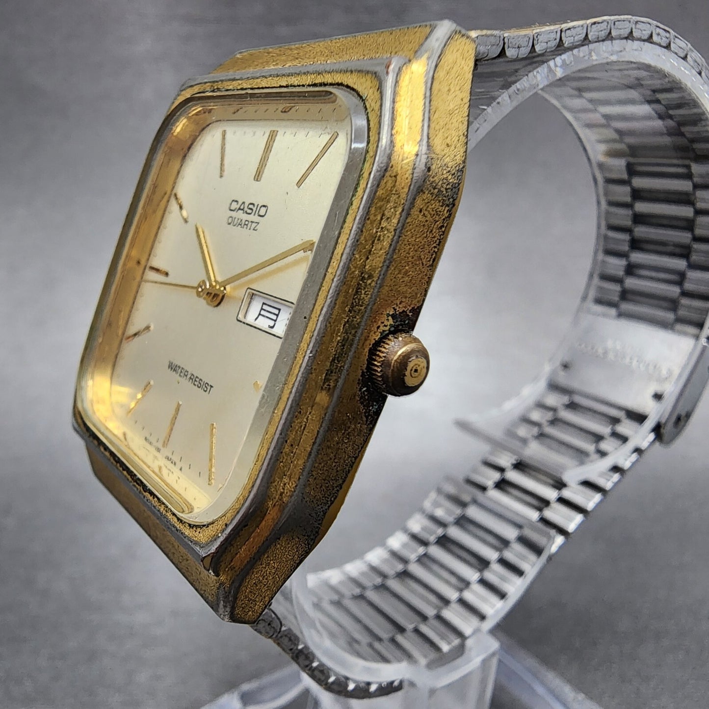 Casio Tank Watch Men 30mm Champagne Dial Gold Tone Rectangle MQ-518 New Battery