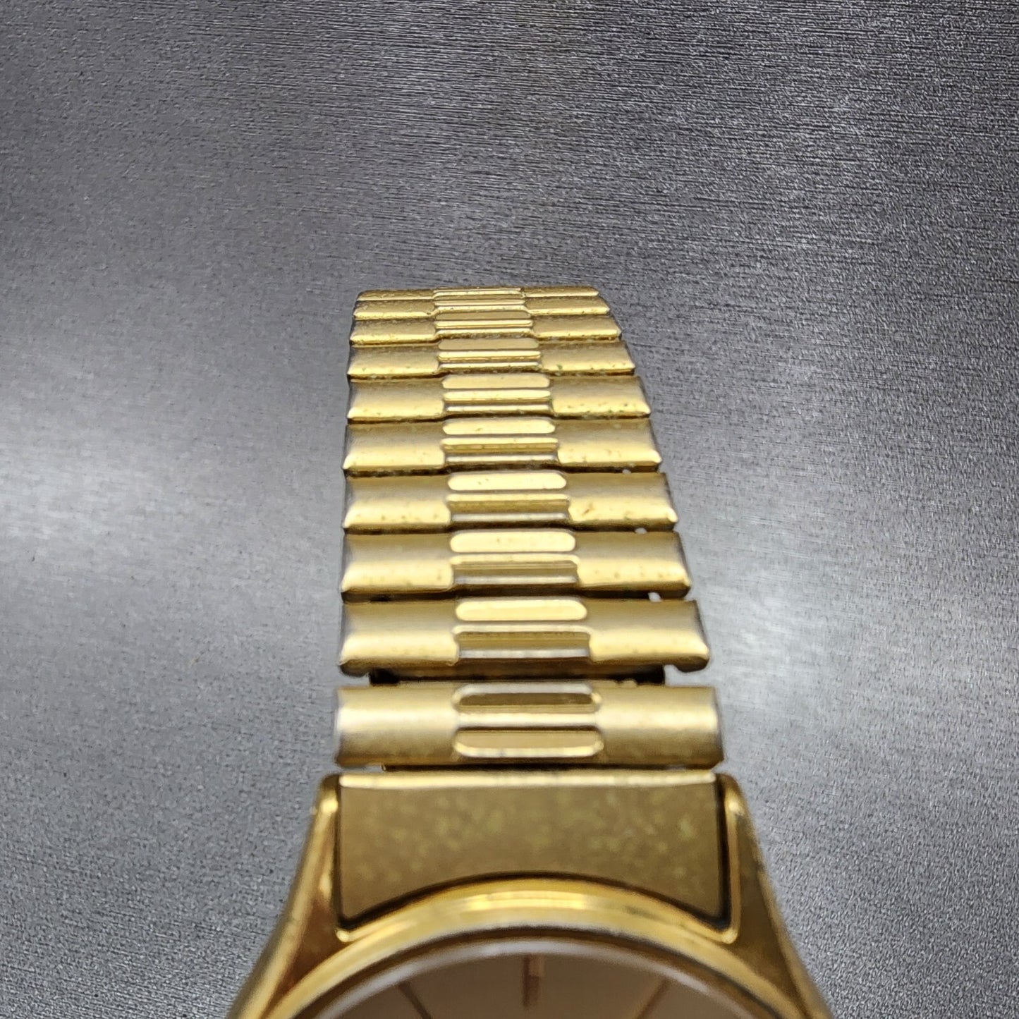 Seiko Watch Men 38mm Champagne Dial Gold Tone Round Daydate 5y23-8039 NewBattery