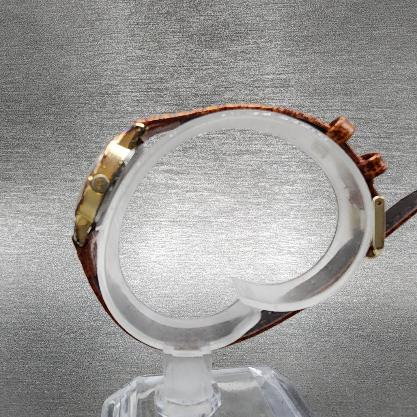 Seiko Watch Women 20mm Champagne Dial Gold Tone Oval 3421-5320 New Battery