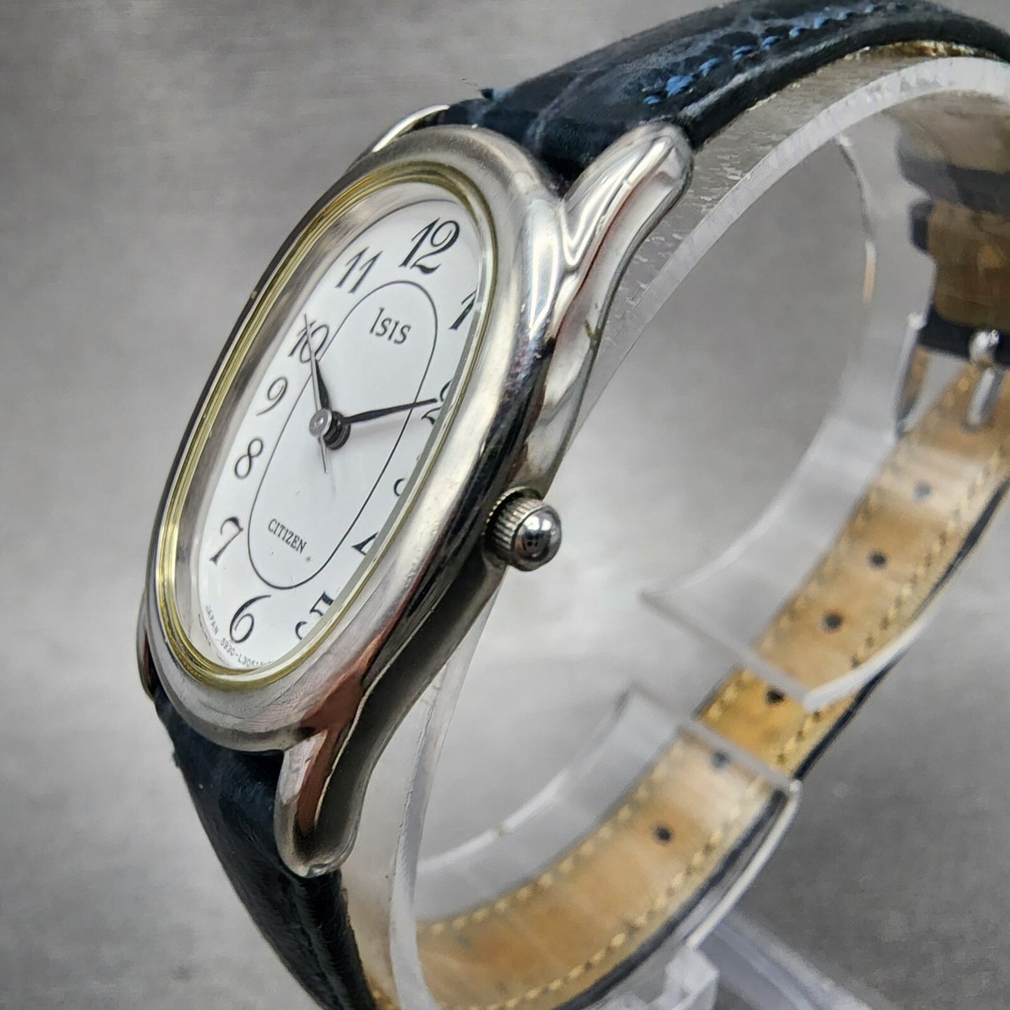 Citizen ISis Watch Women 20mm White Dial Silver Tone Oval 5930-L11825 New Batt