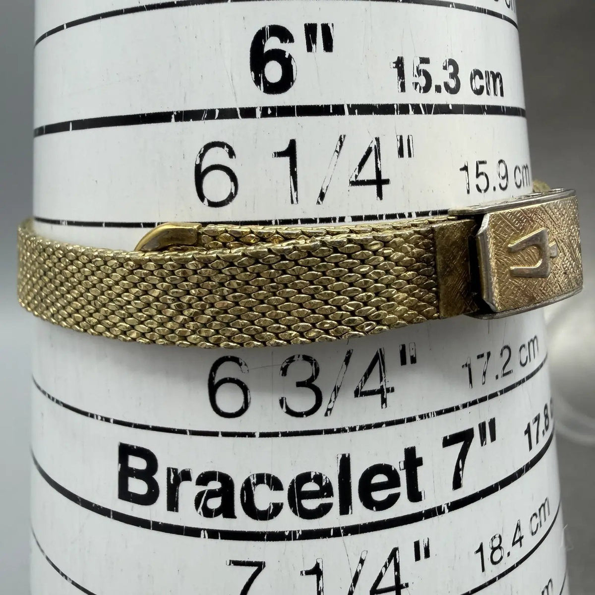 Bulova Watch Women 16mm Champagne Dial Gold Tone Manual Round Vintage Runs10