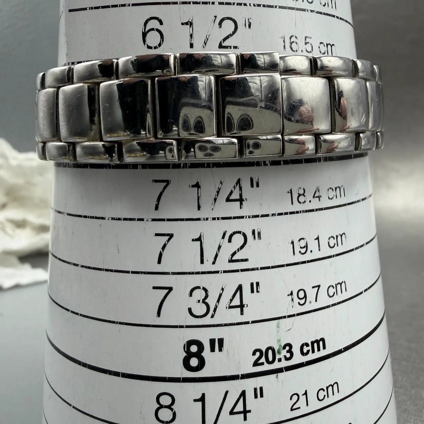 Bulova Watch Women 33mm MOP Dial Silver Tone Round 96L146 New Battery Diamond10