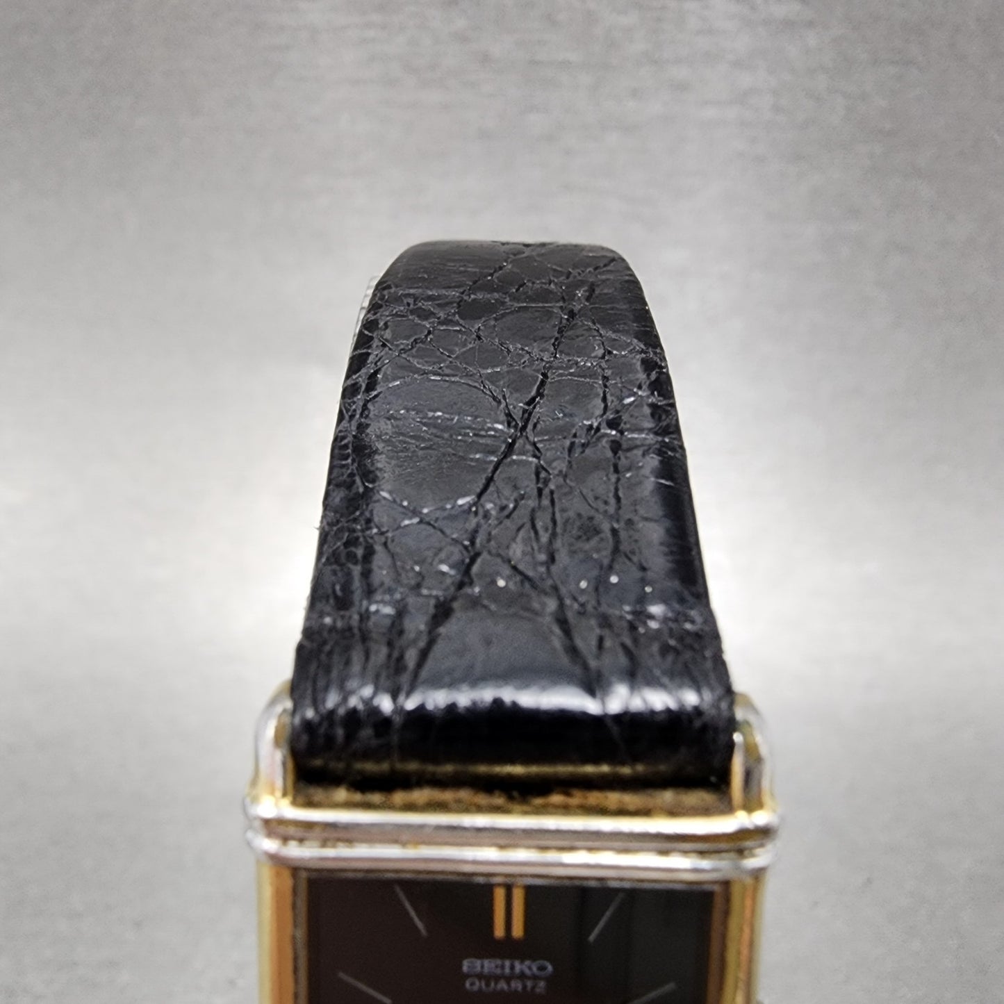 Seiko Tank Watch Women 20mm Black Dial Gold Tone Rectangle 1400-5240 New Battery
