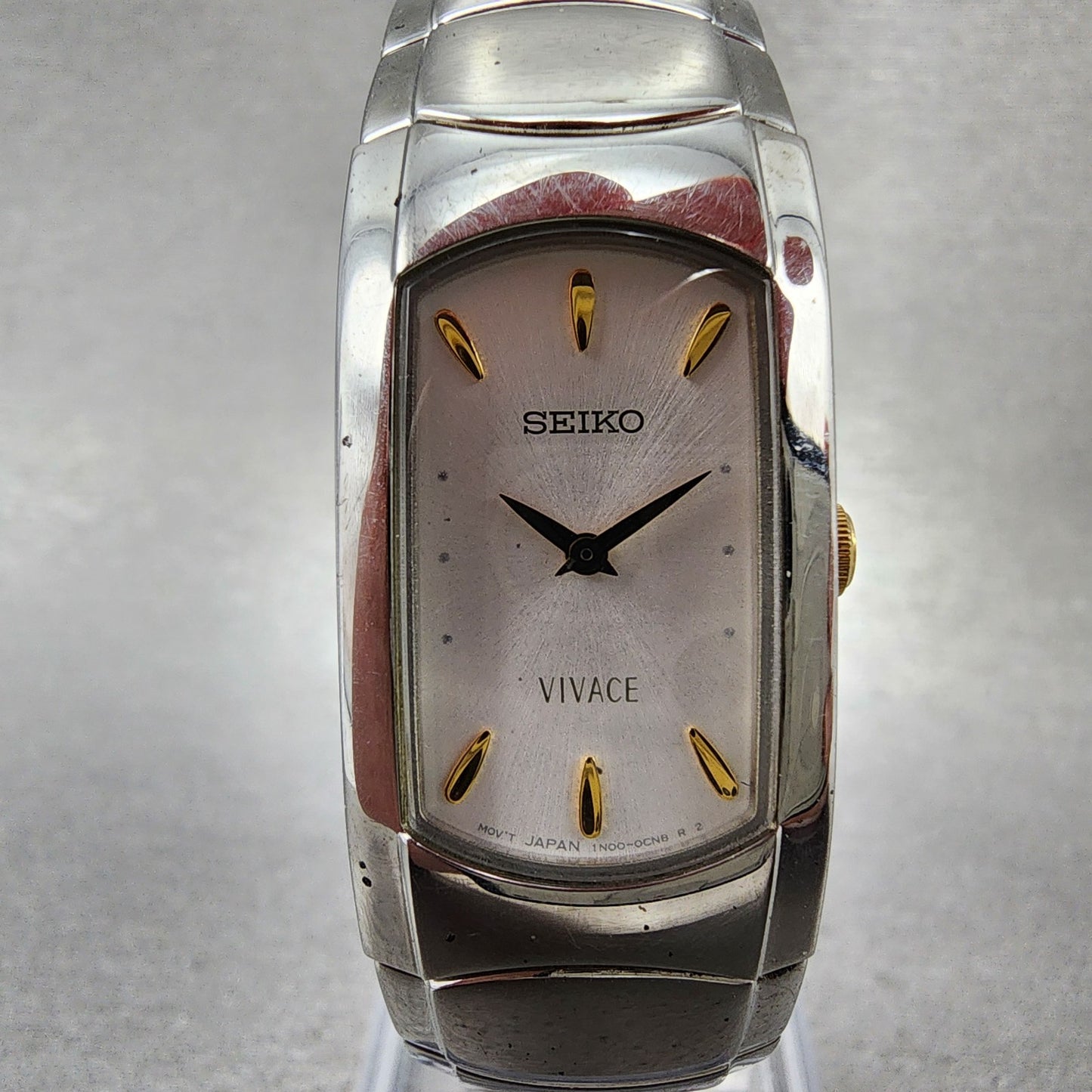 Seiko Vivace Watch Women 18mm Silver Dial Silver Tone 1n00-6k70 New Battery