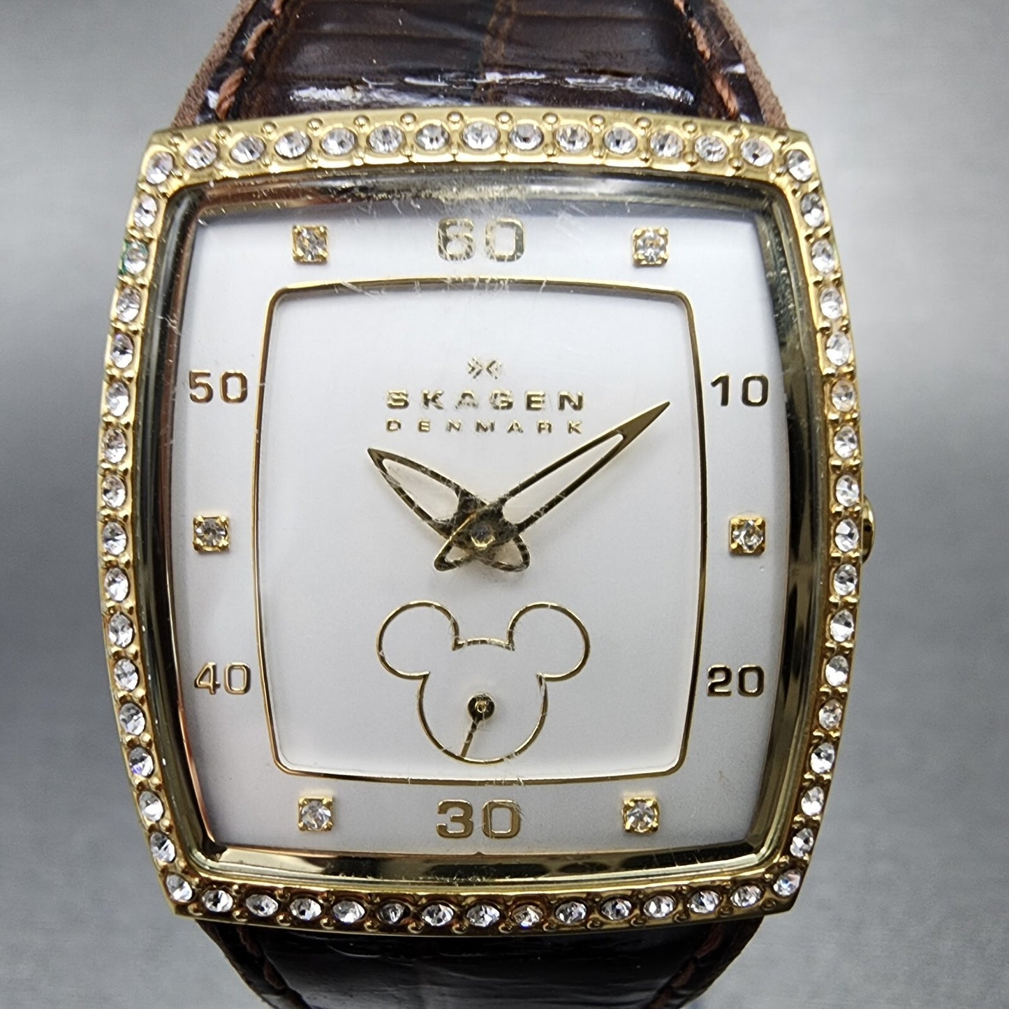Skagen Mickey Mouse Watch Women 27mm White Dial Gold Tone Rectangle New Battery